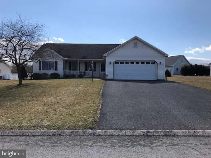 38 Wagon Wheel Lane, Mifflintown, PA 17059