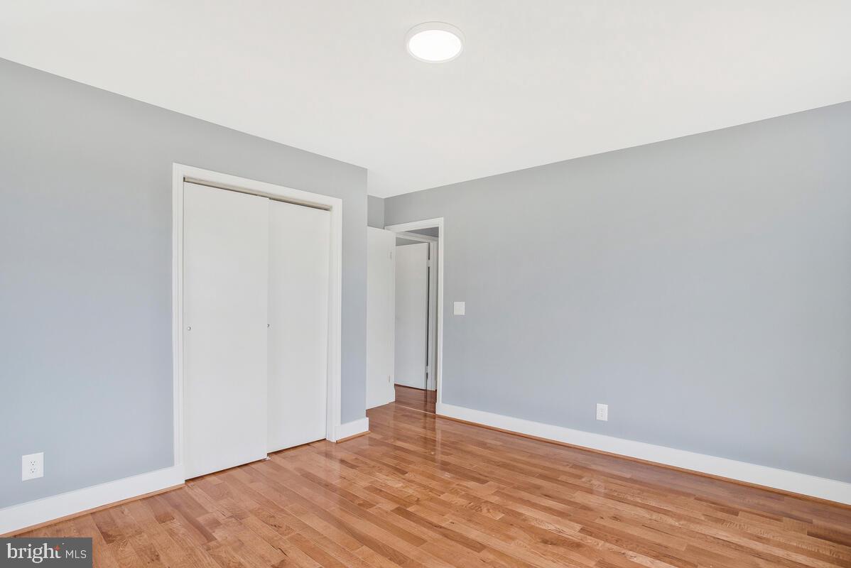 GRAYTON MANOR - Residential