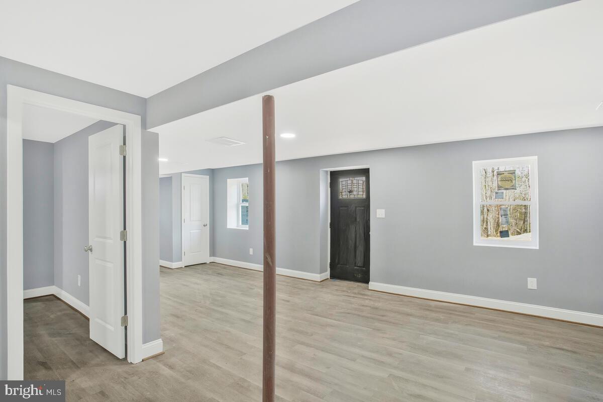 GRAYTON MANOR - Residential