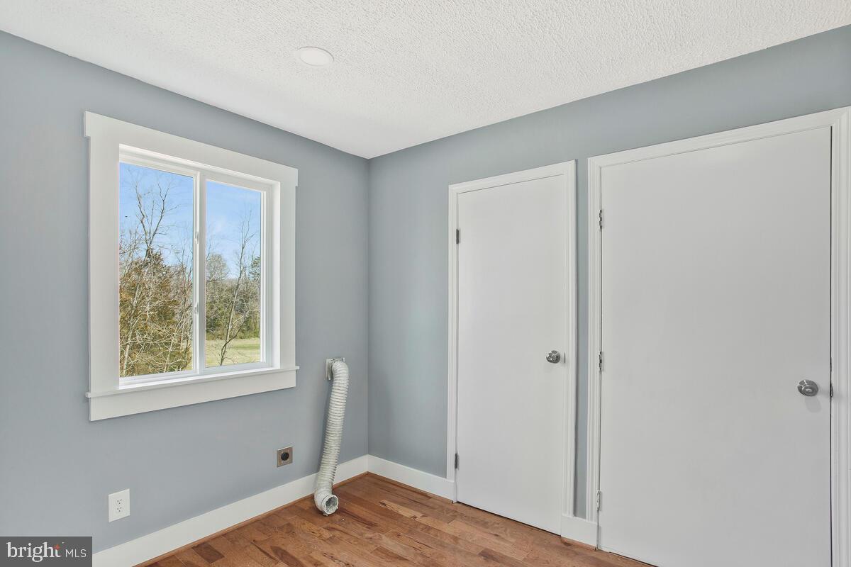 GRAYTON MANOR - Residential