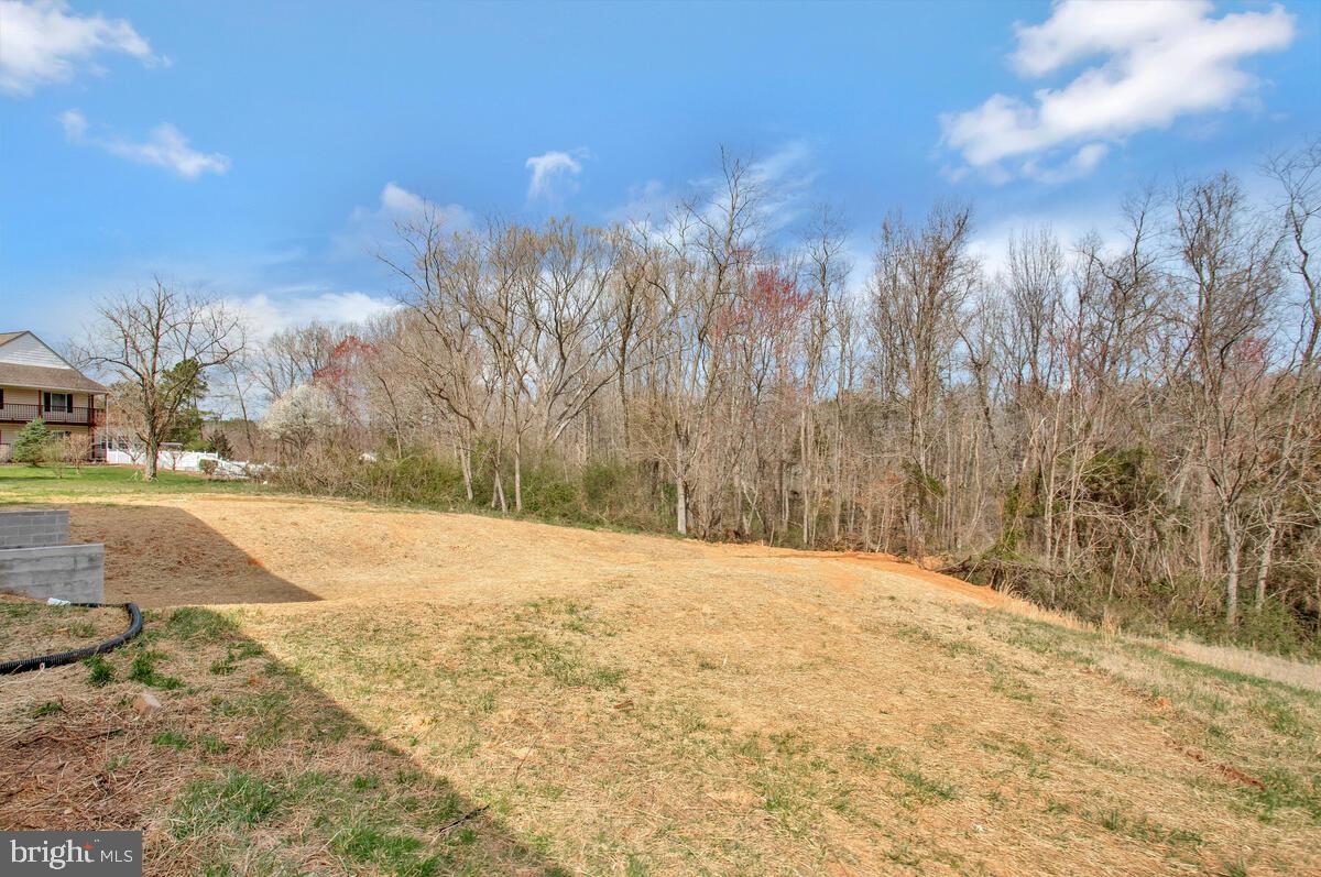 GRAYTON MANOR - Residential