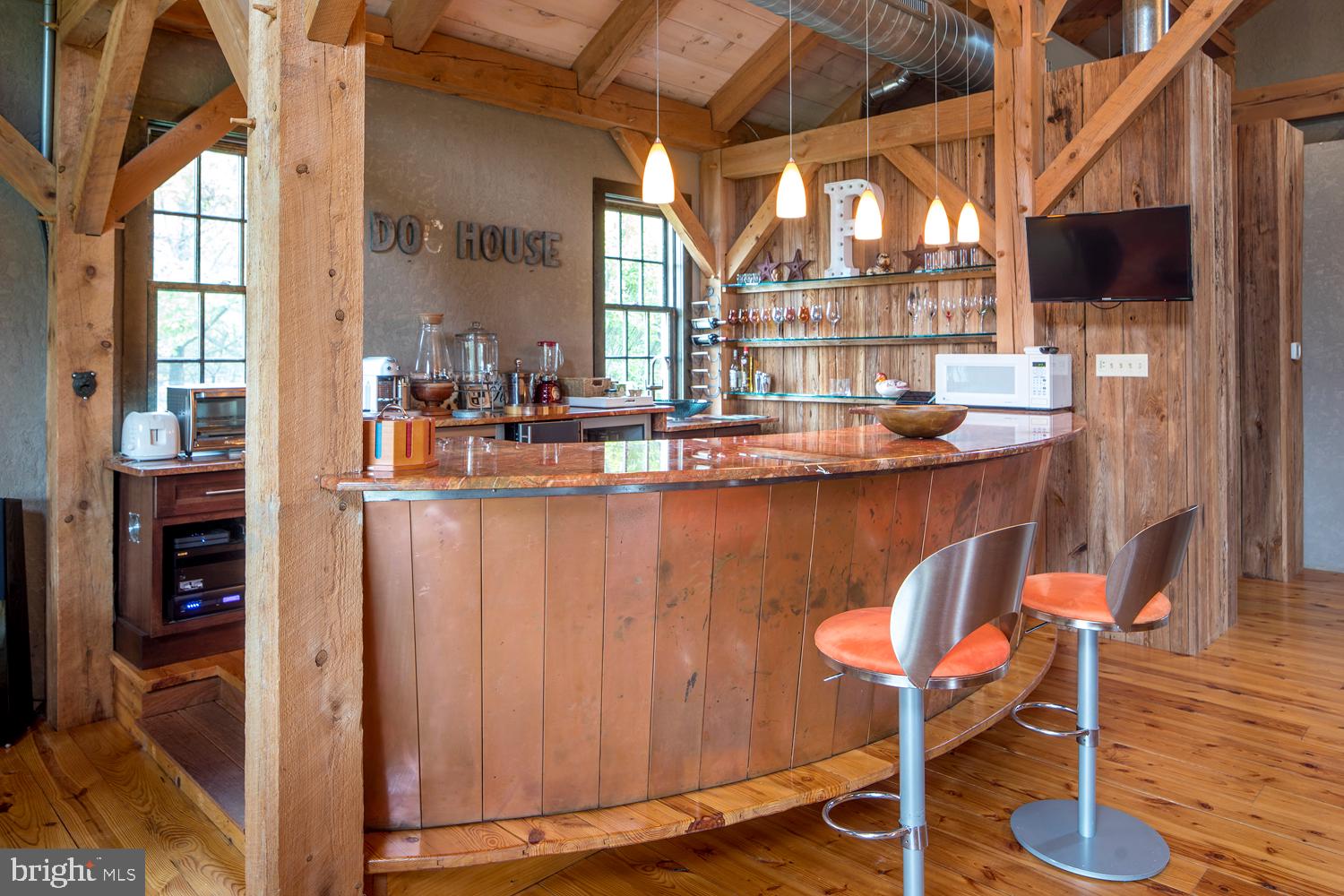 STONEHENGE - Residential