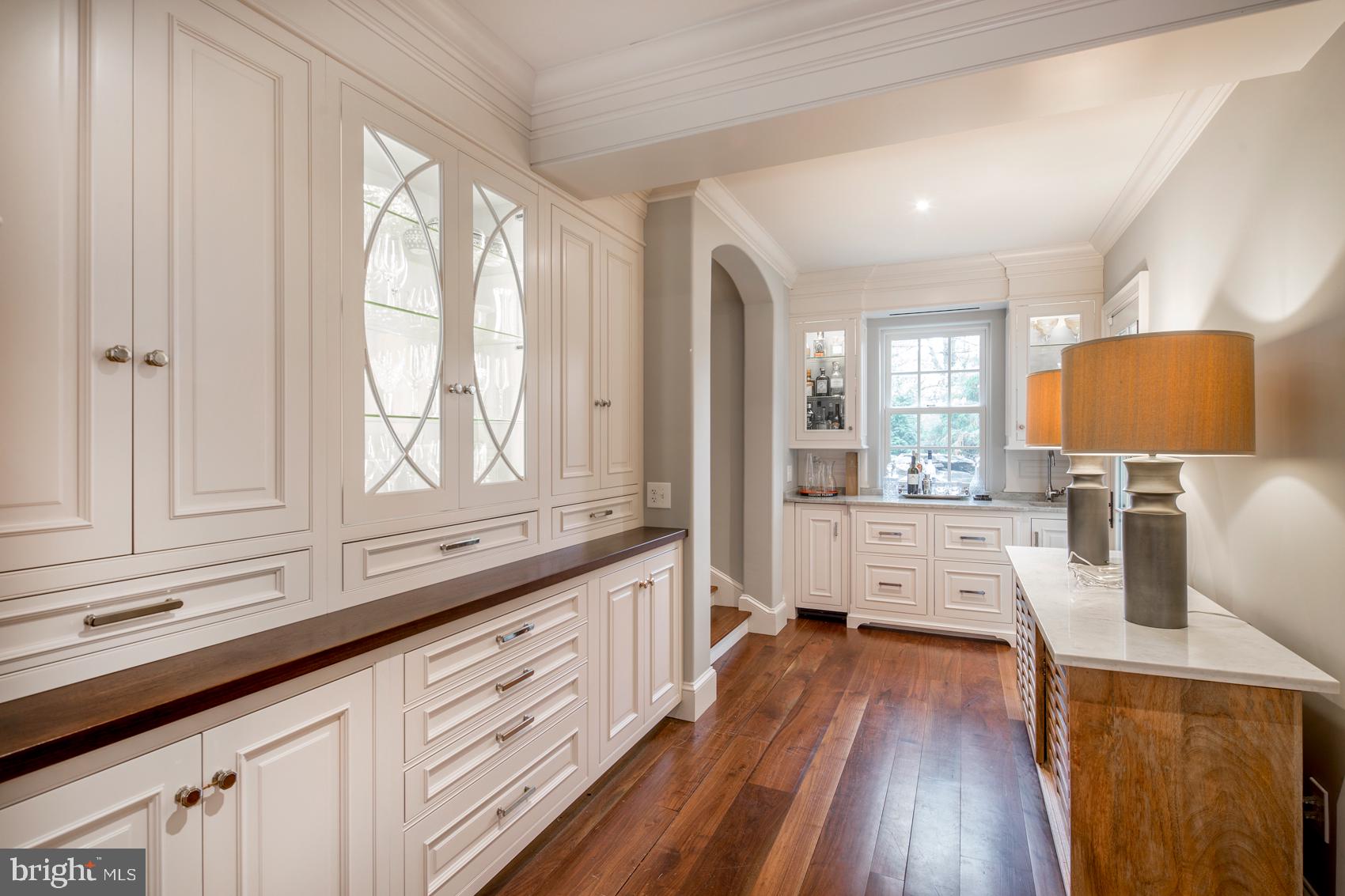 STONEHENGE - Residential