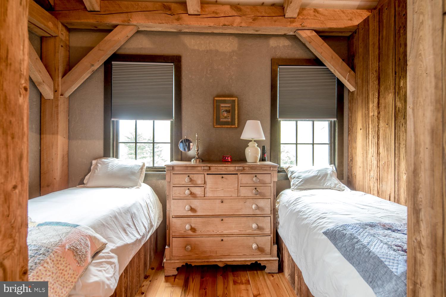 STONEHENGE - Residential