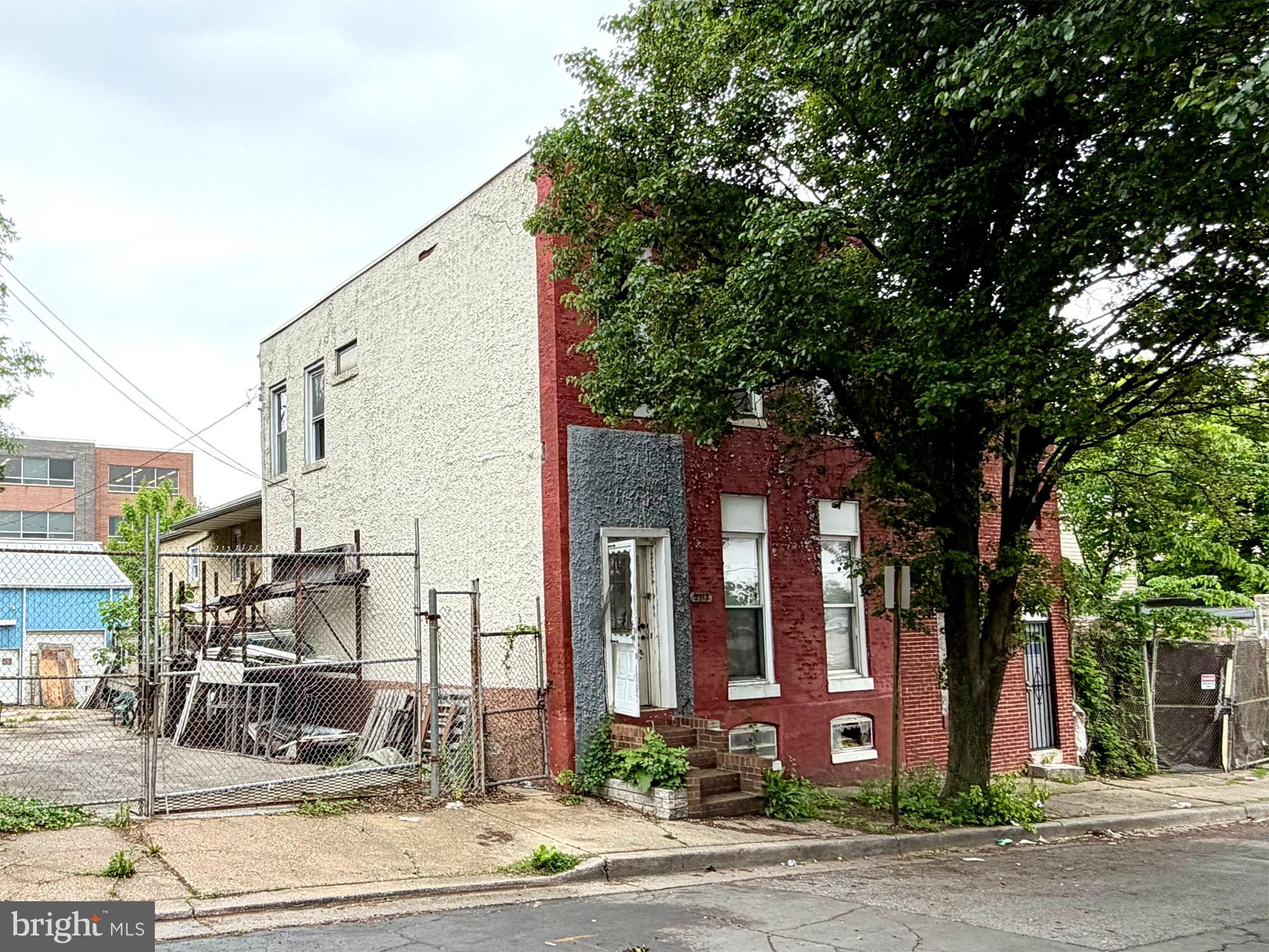 MILL HILL - Commercial Sale