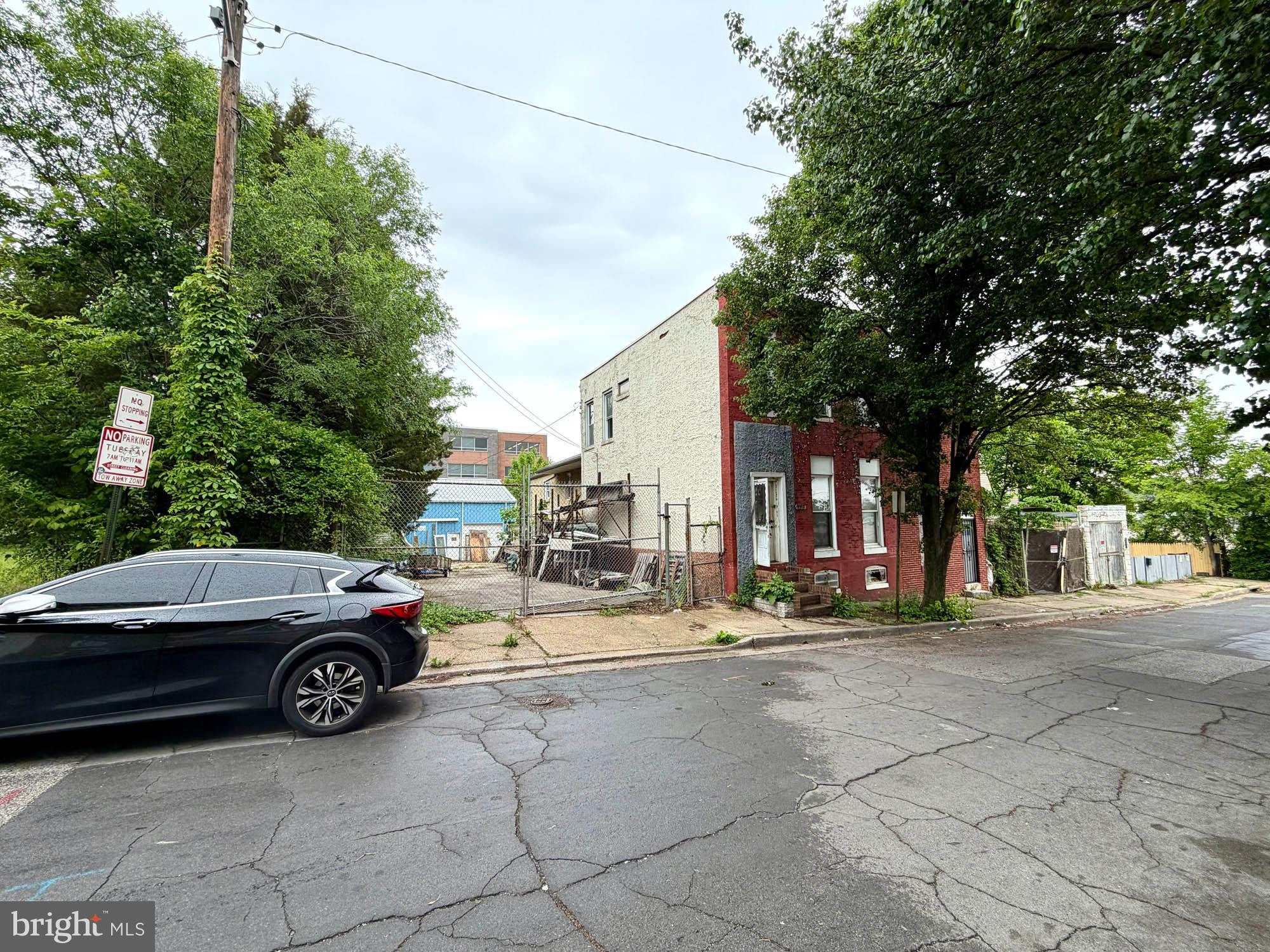 MILL HILL - Commercial Sale