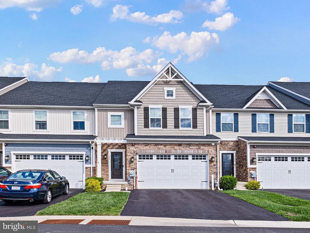Photo of 736 Cascade Way, KENNETT SQUARE, PA 19348 (MLS # PACT2112068)