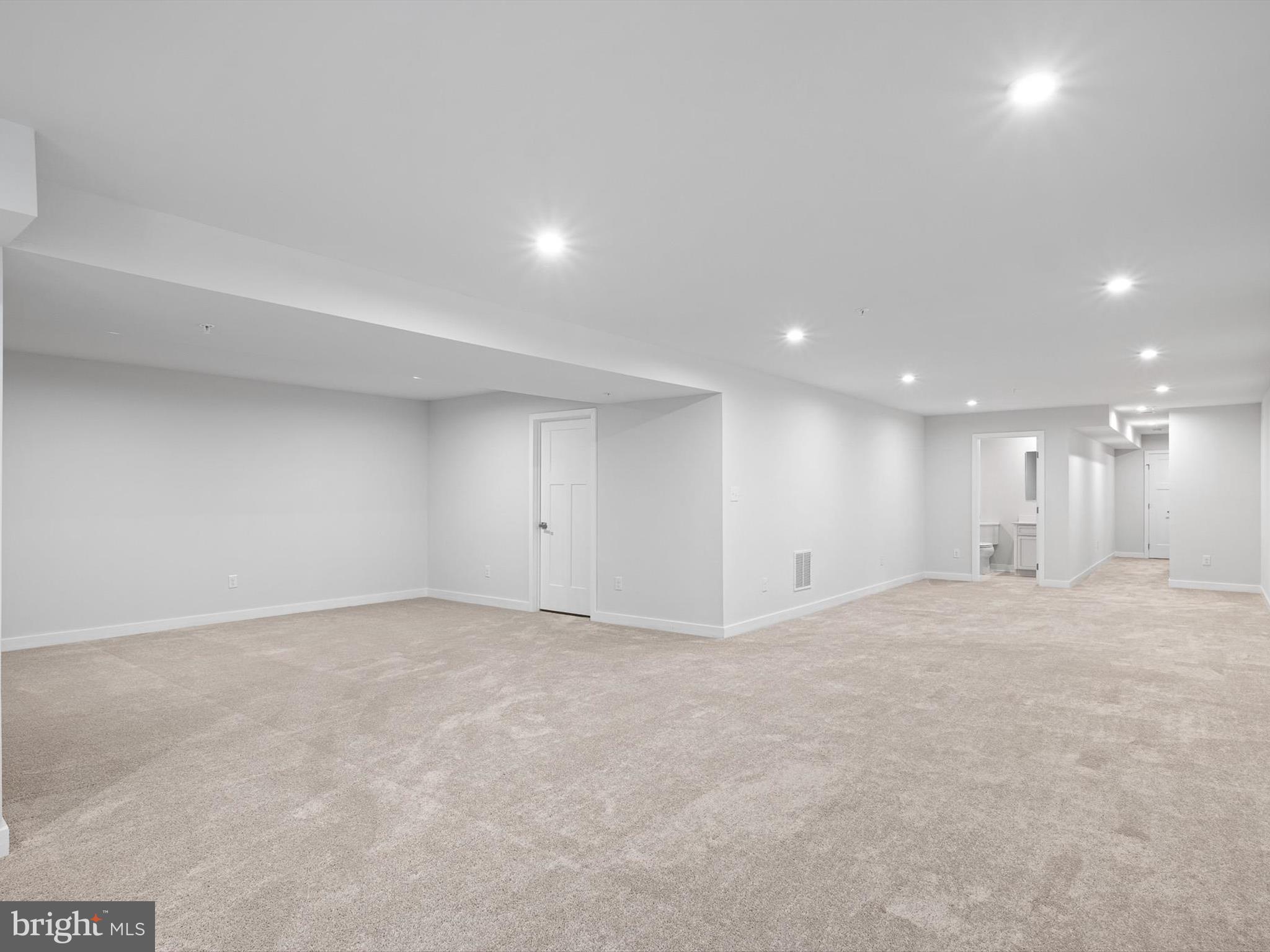 LONGWOOD PRESERVE - Residential