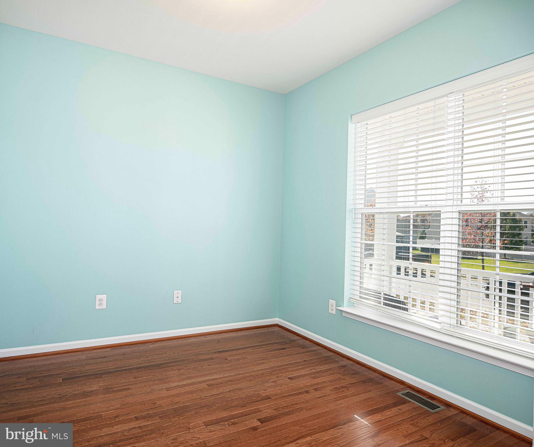 STERLING RESERVE - Residential