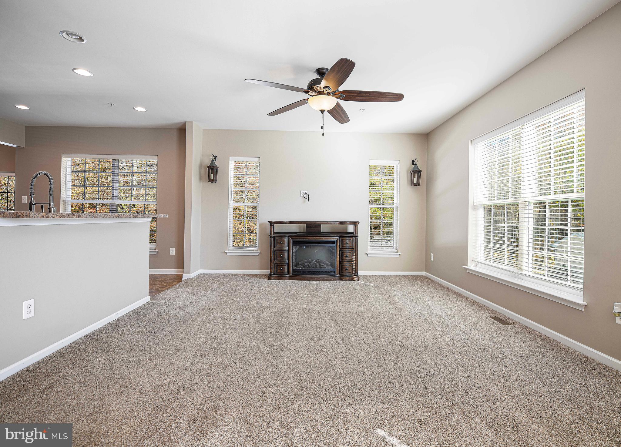 STERLING RESERVE - Residential