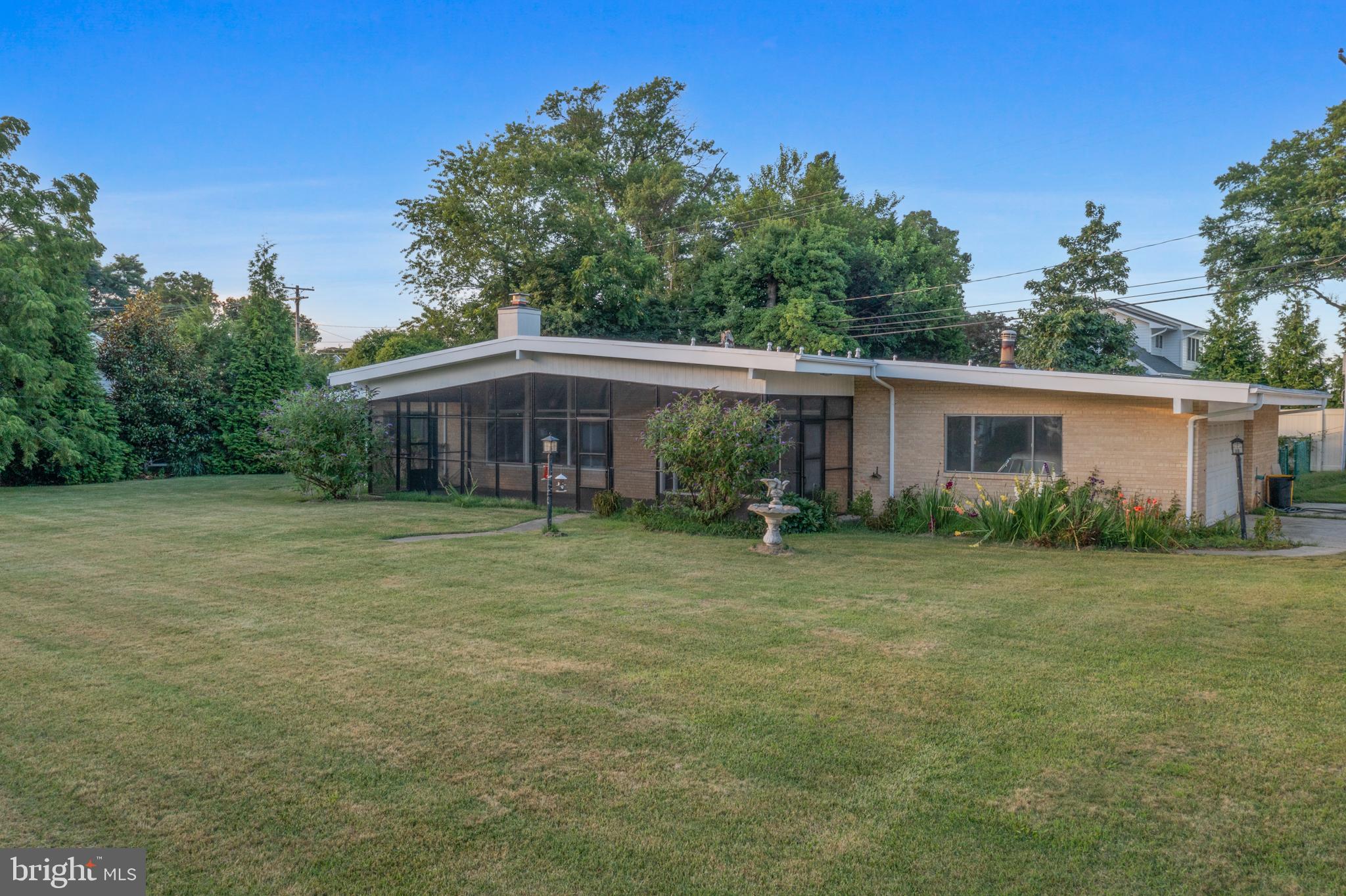 45 E LAKE DRIVE