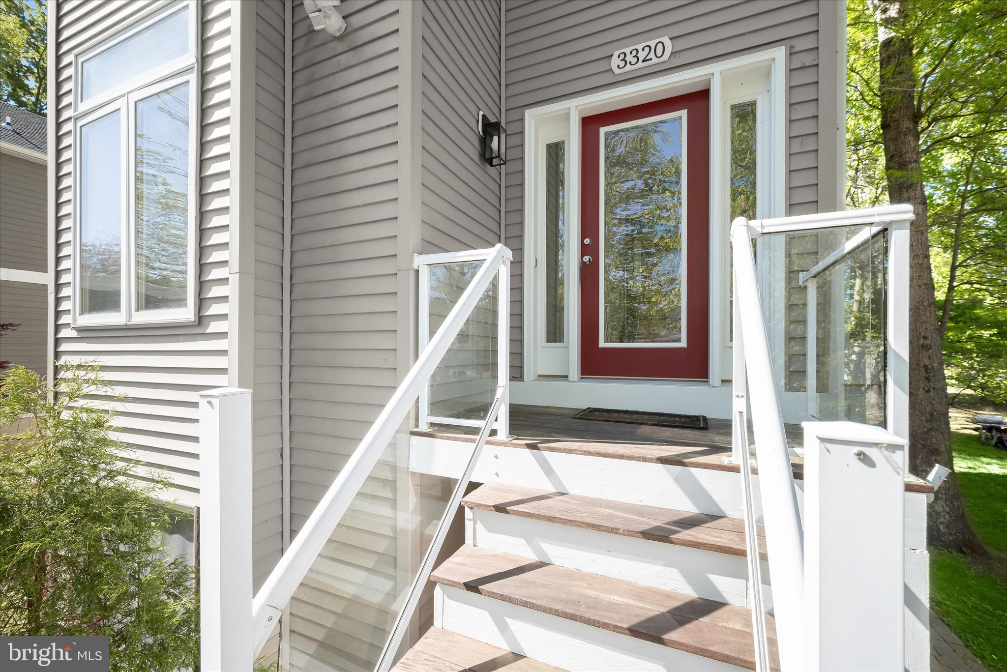 OYSTER HARBOR - Residential