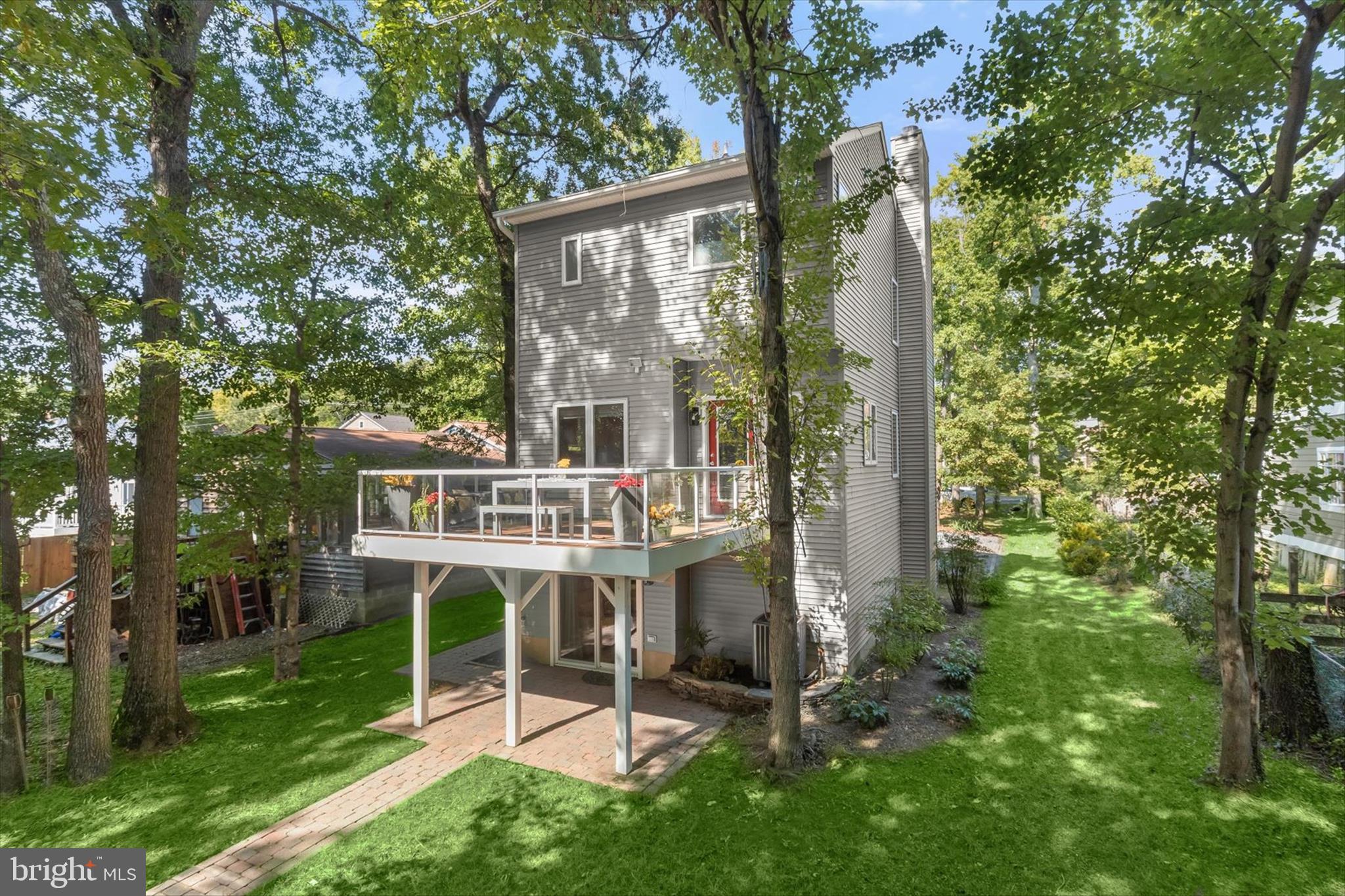 OYSTER HARBOR - Residential
