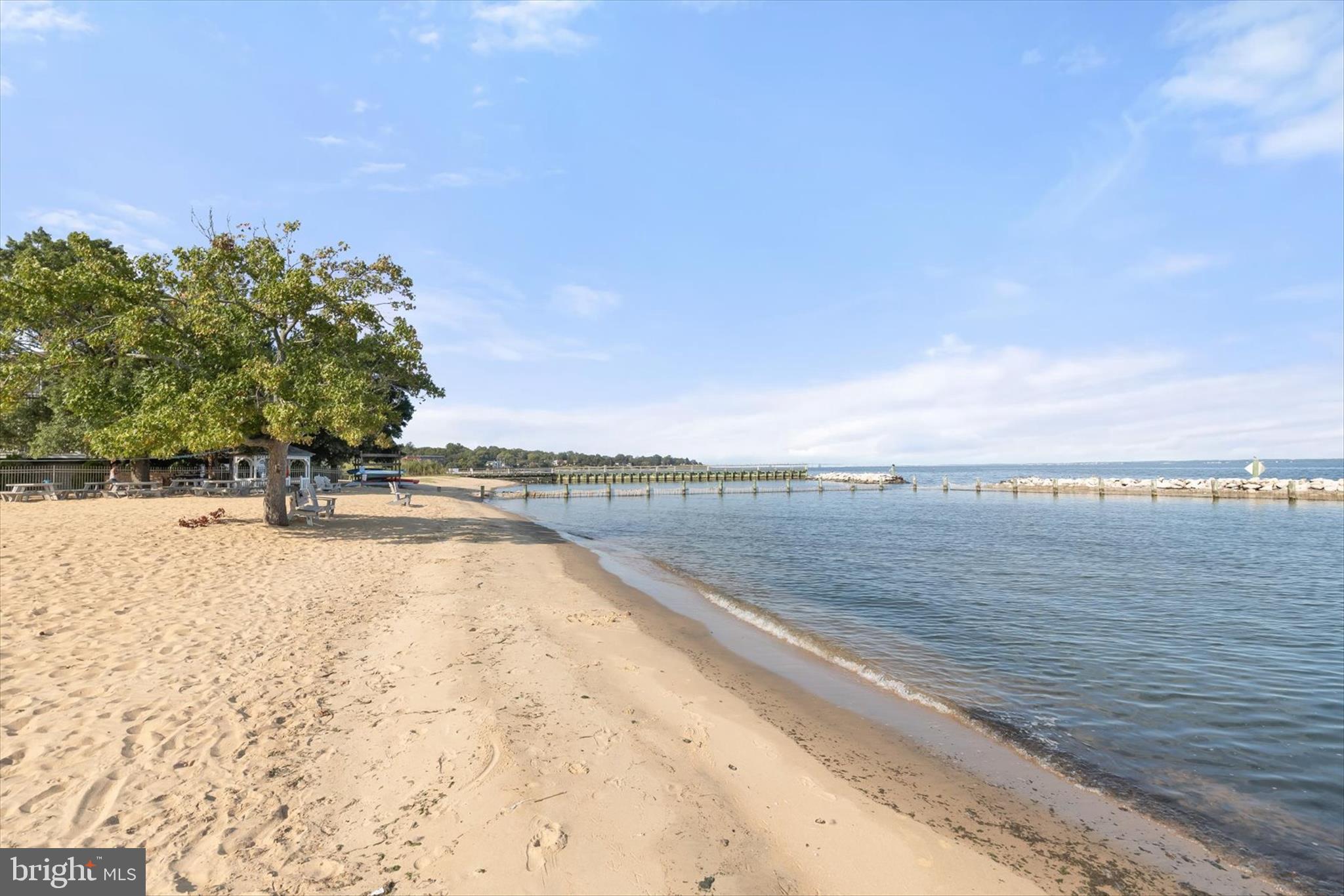 OYSTER HARBOR - Residential