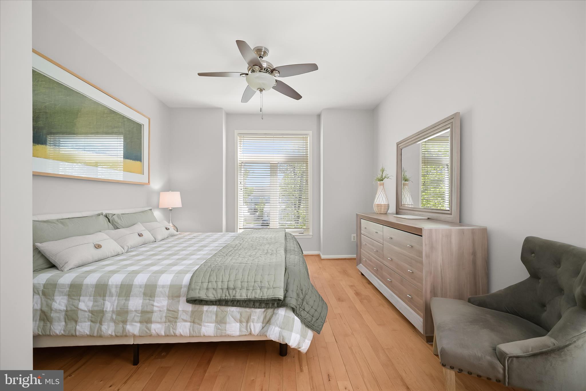 OYSTER HARBOR - Residential