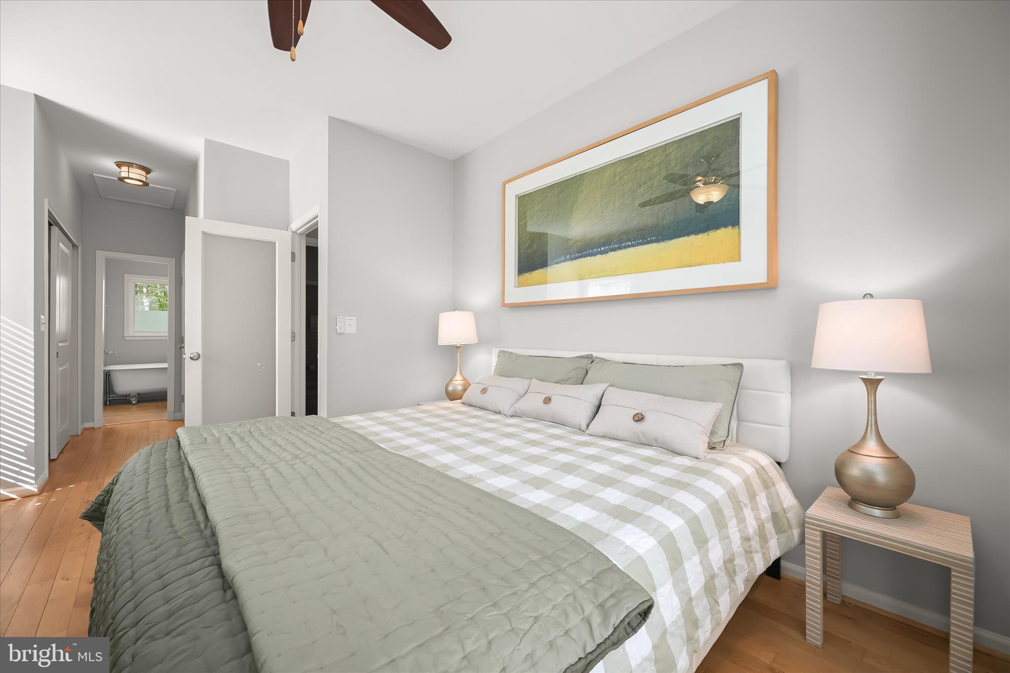 OYSTER HARBOR - Residential