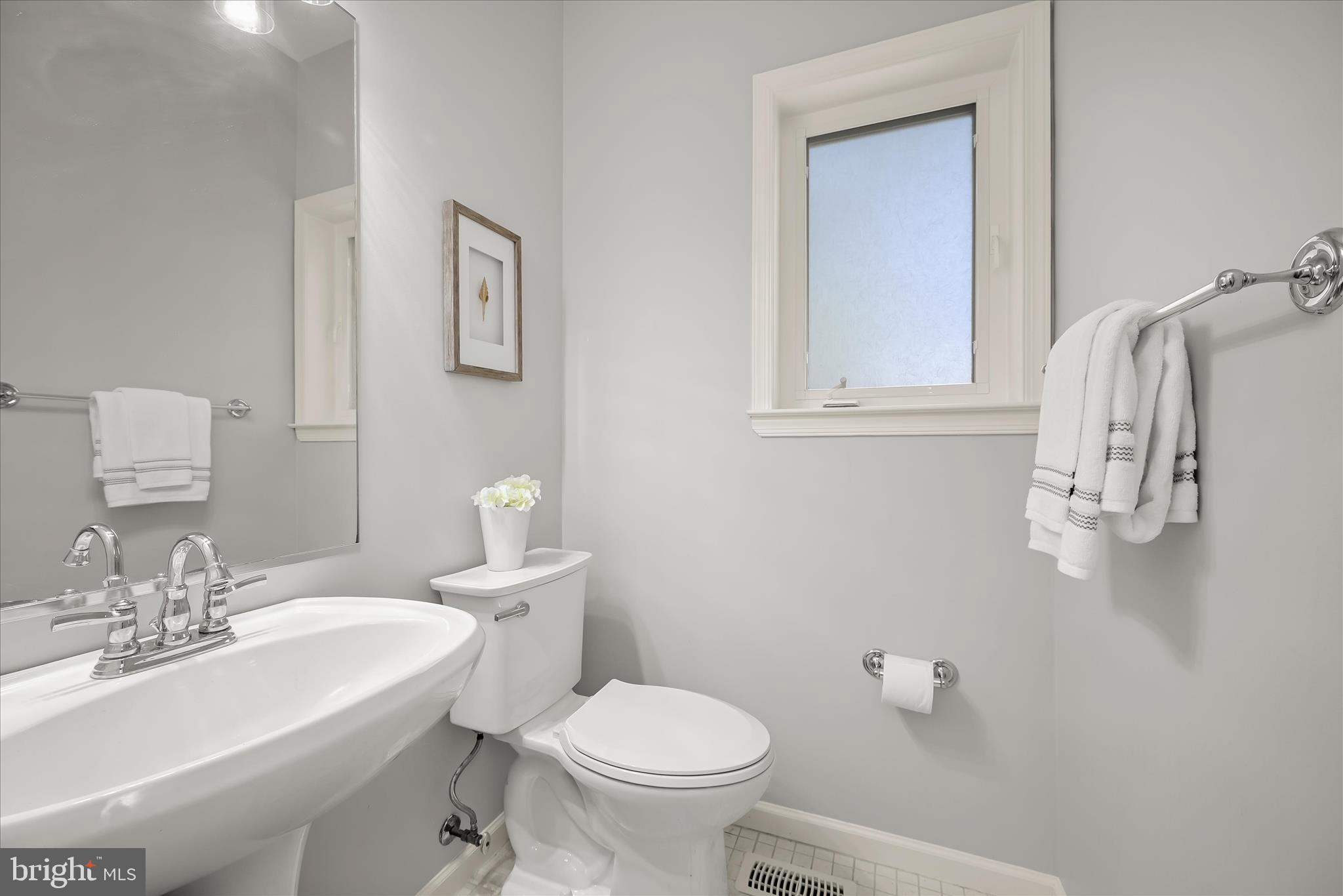 OYSTER HARBOR - Residential