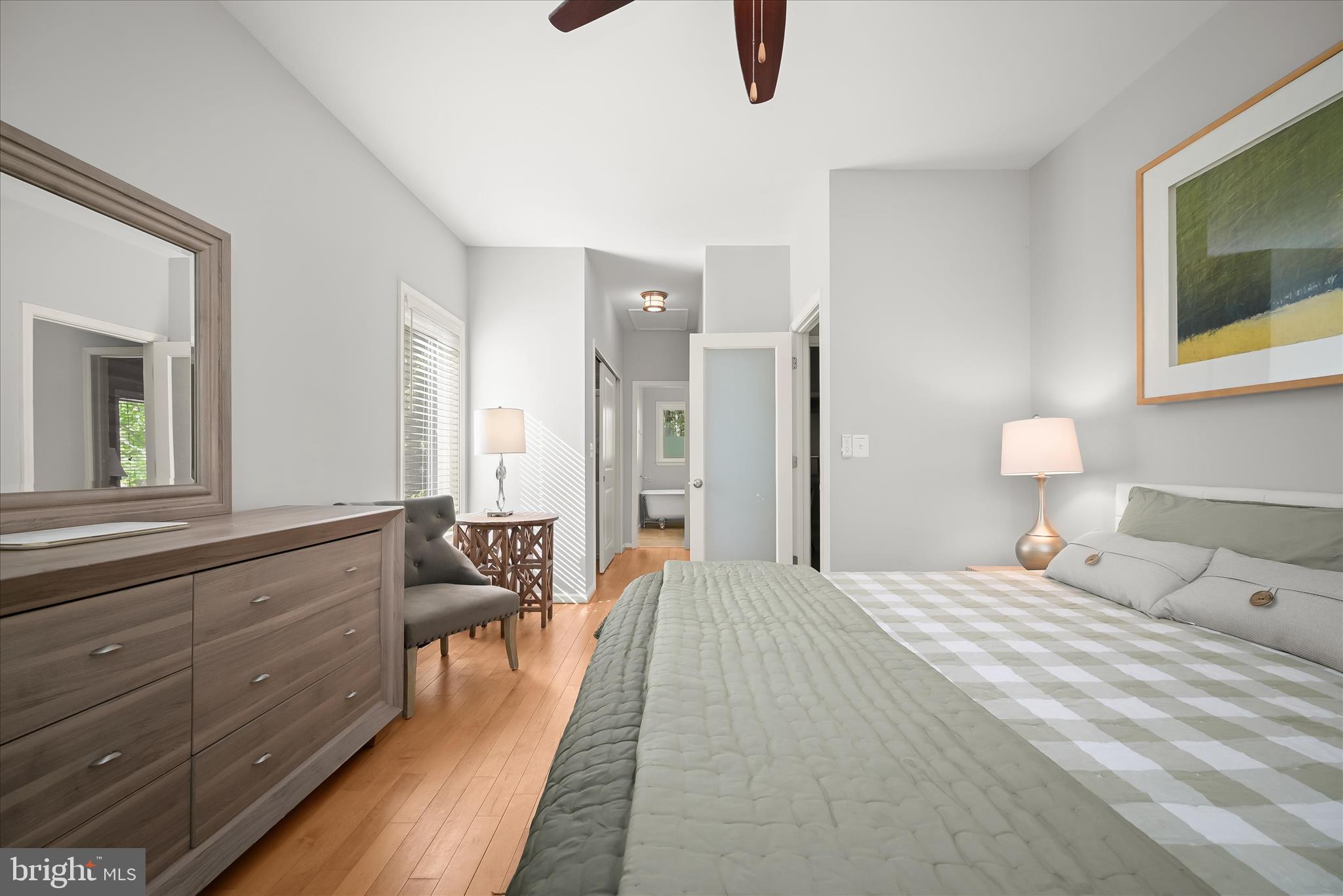 OYSTER HARBOR - Residential