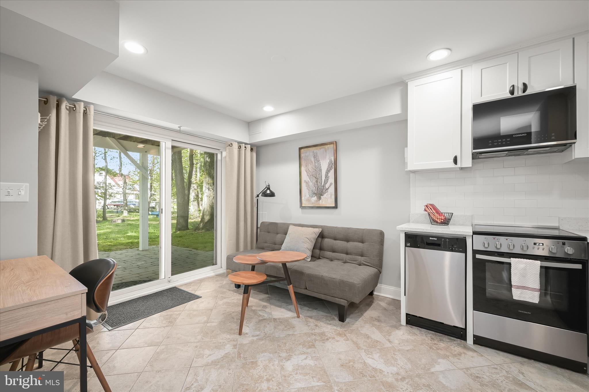 OYSTER HARBOR - Residential