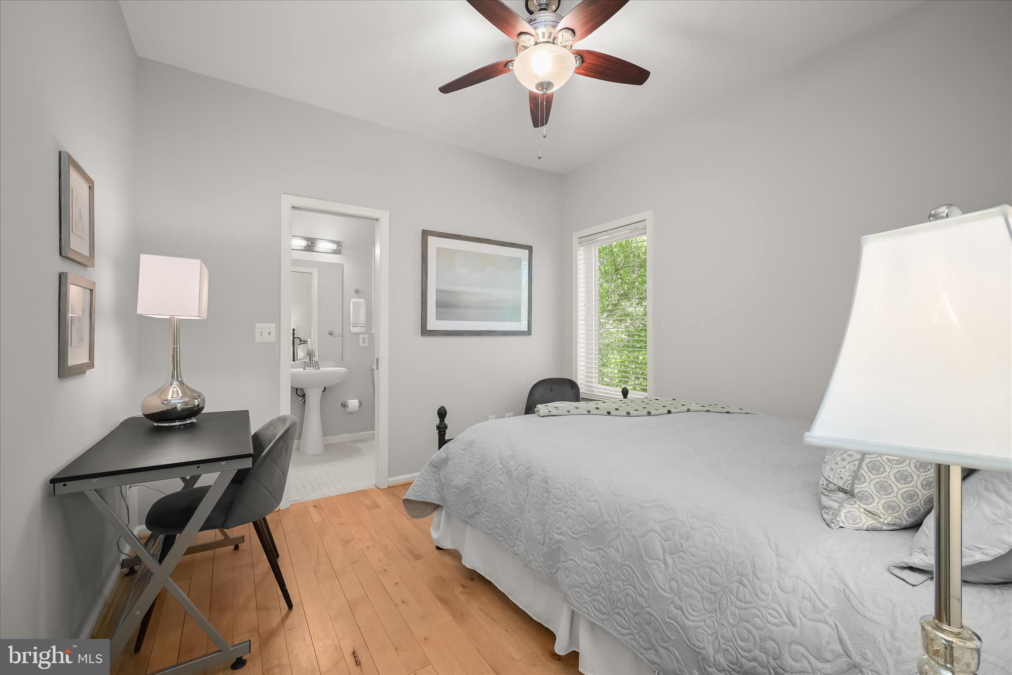 OYSTER HARBOR - Residential