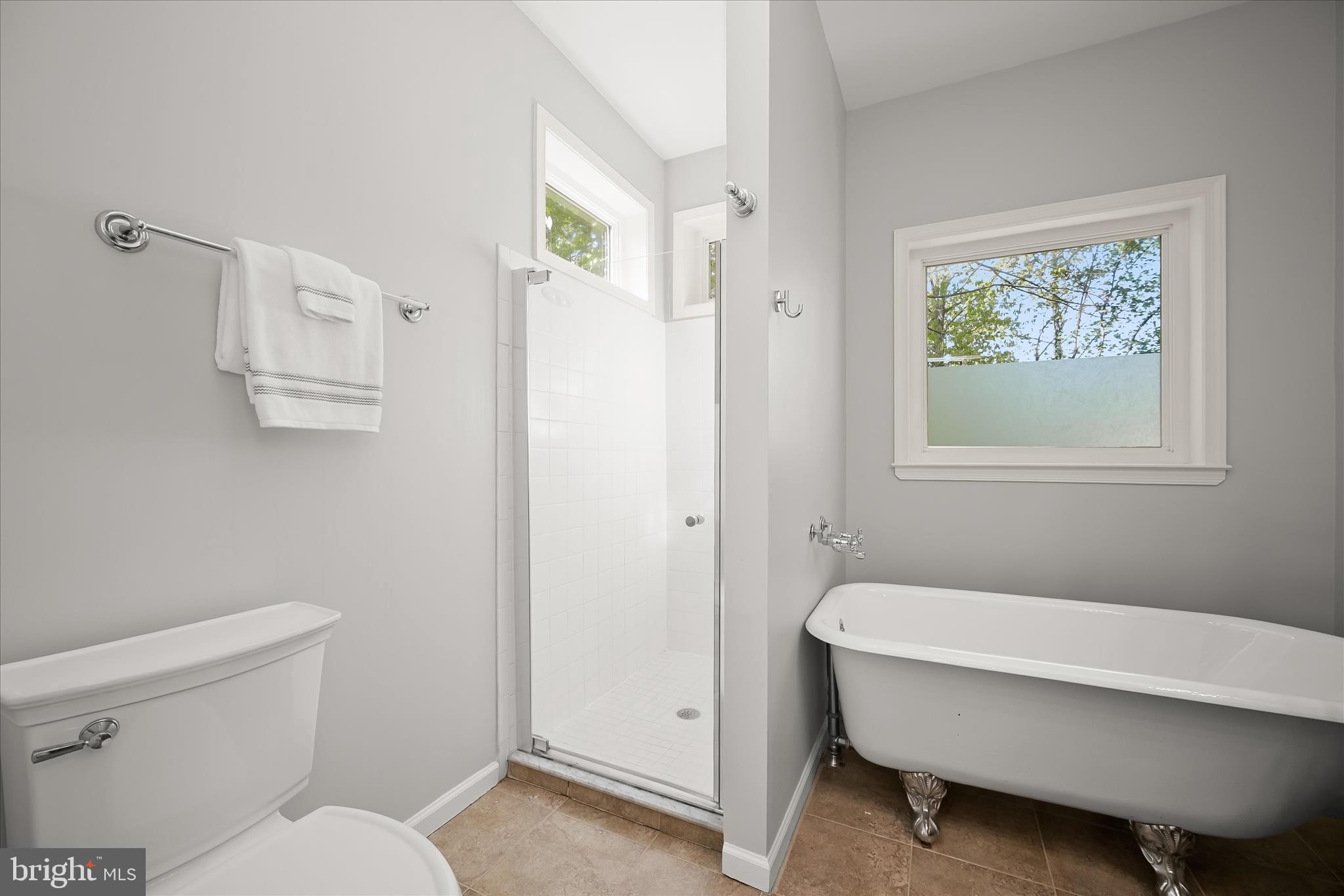 OYSTER HARBOR - Residential