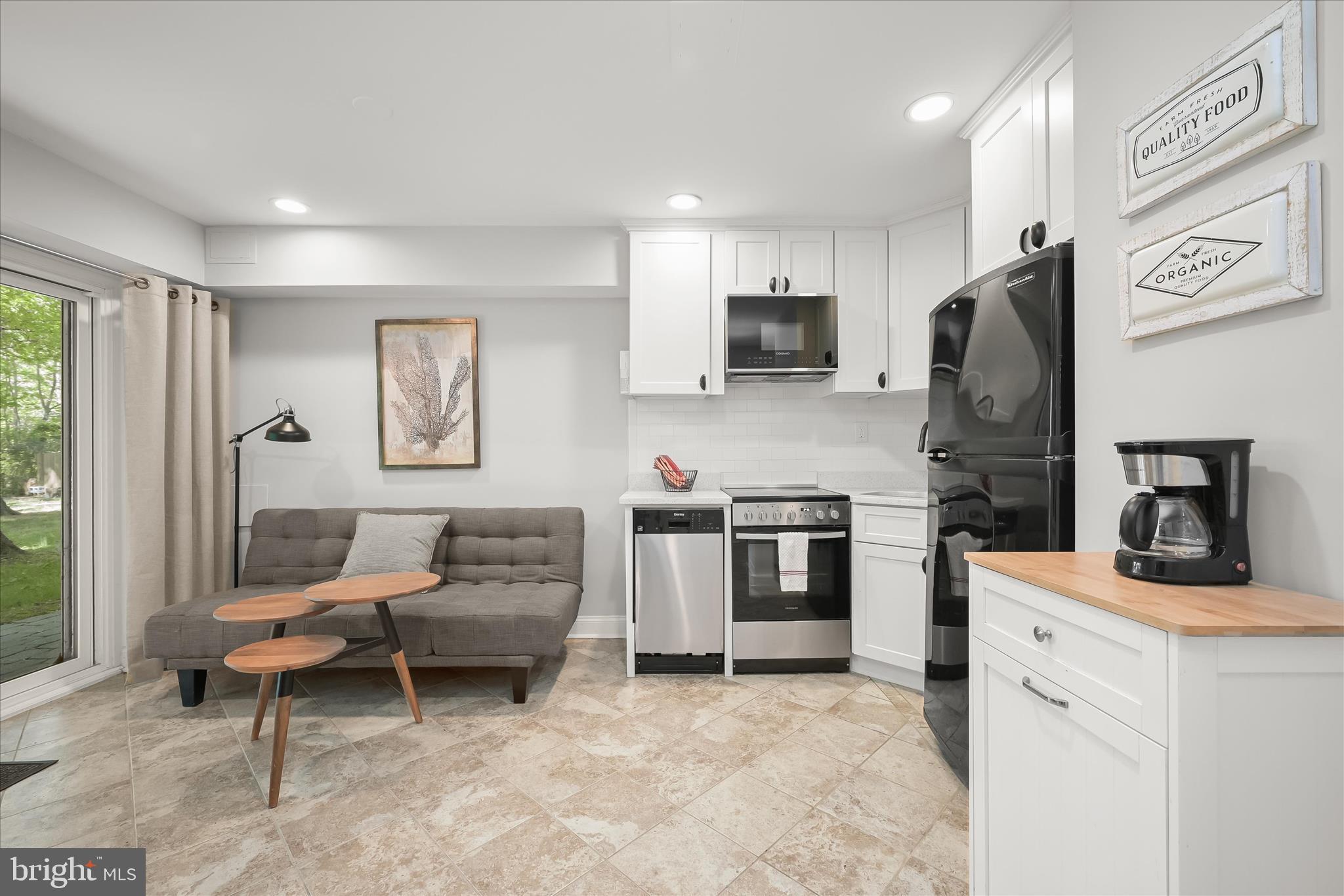OYSTER HARBOR - Residential