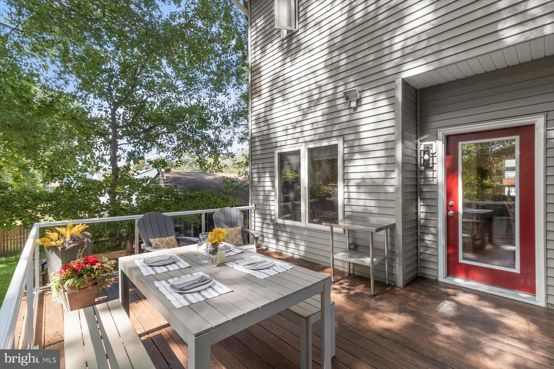 OYSTER HARBOR - Residential