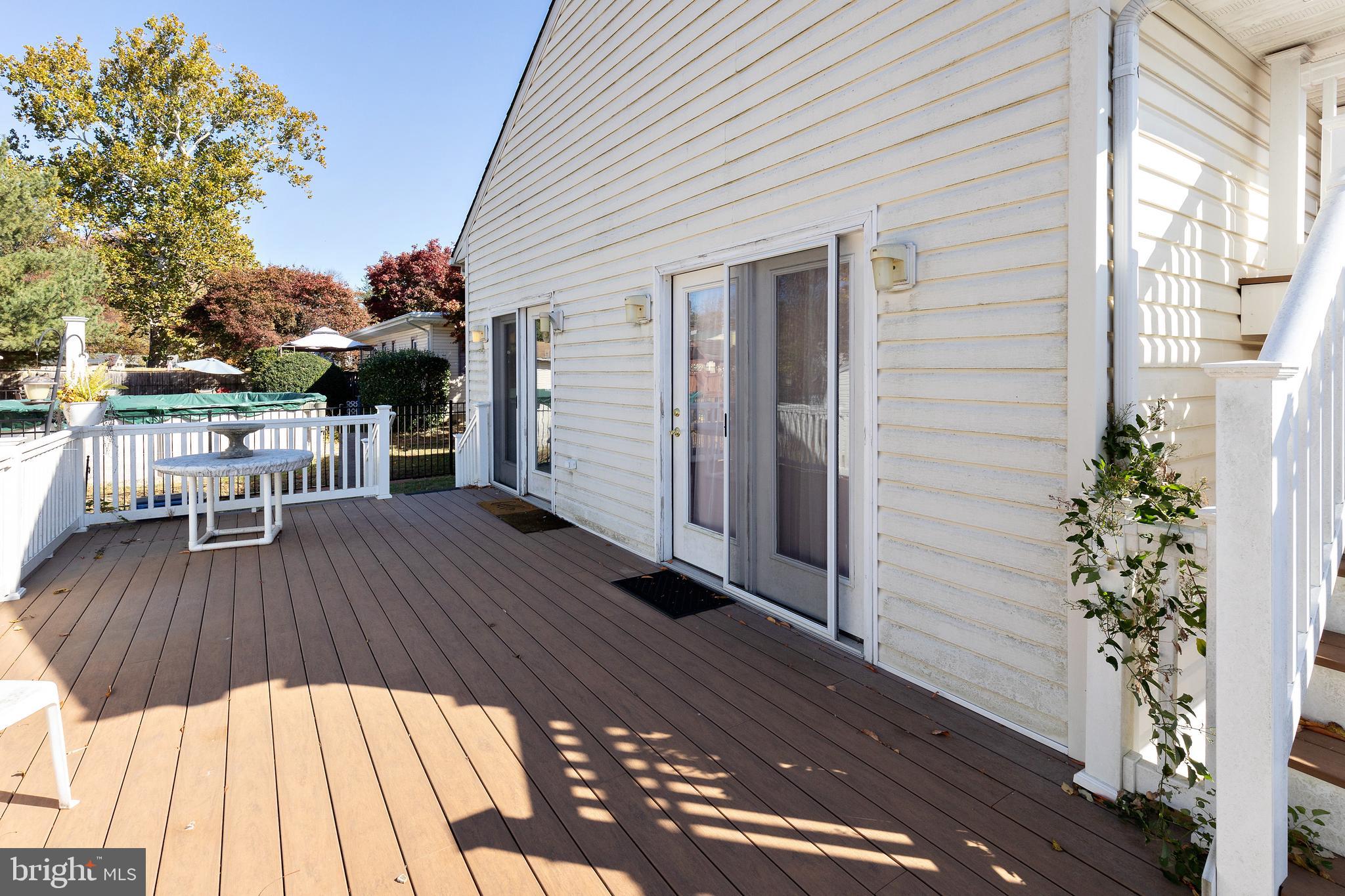 6 HARVARD AVENUE