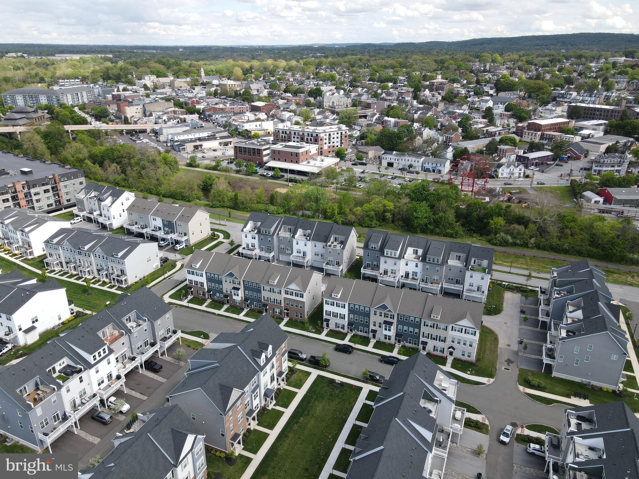 STEELPOINTE - Residential