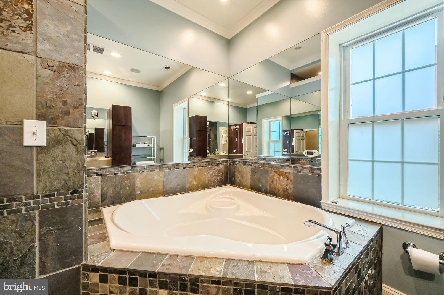 CANTON - Residential Lease