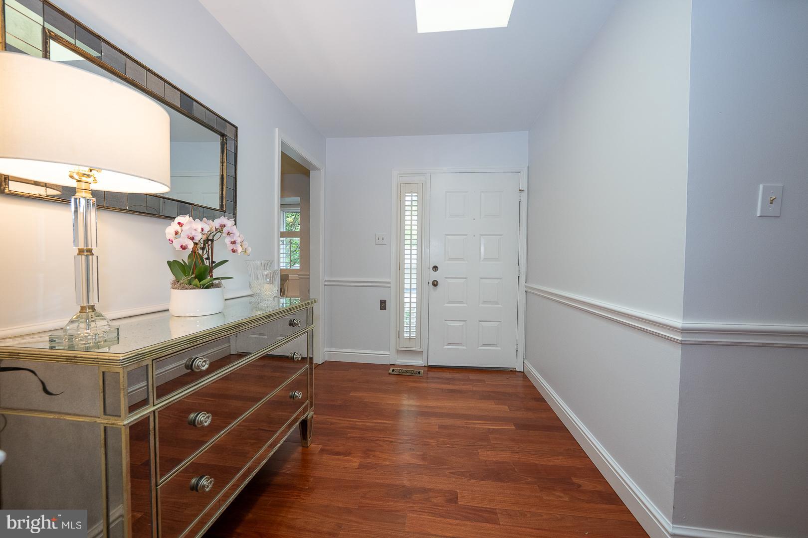 383 EATON WAY