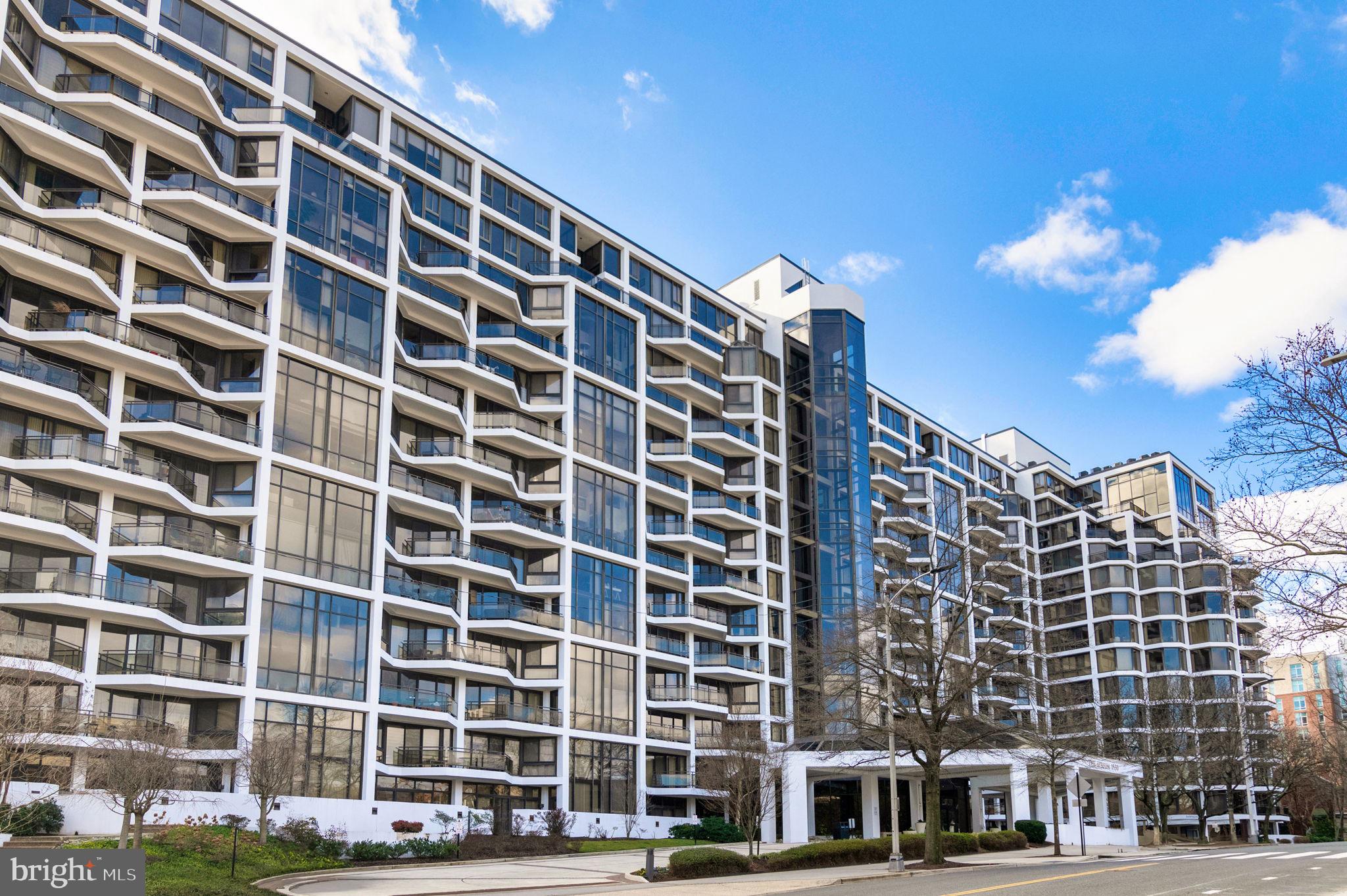 ATRIUM CONDO - Residential