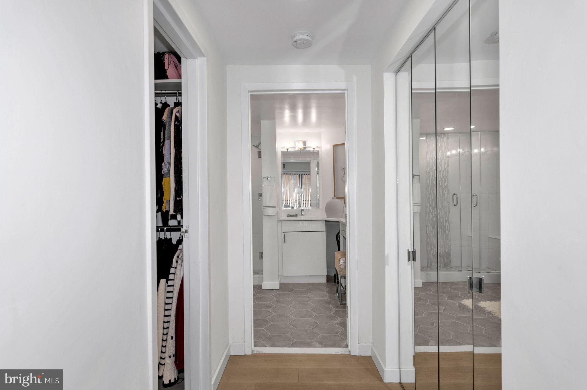 ATRIUM CONDO - Residential