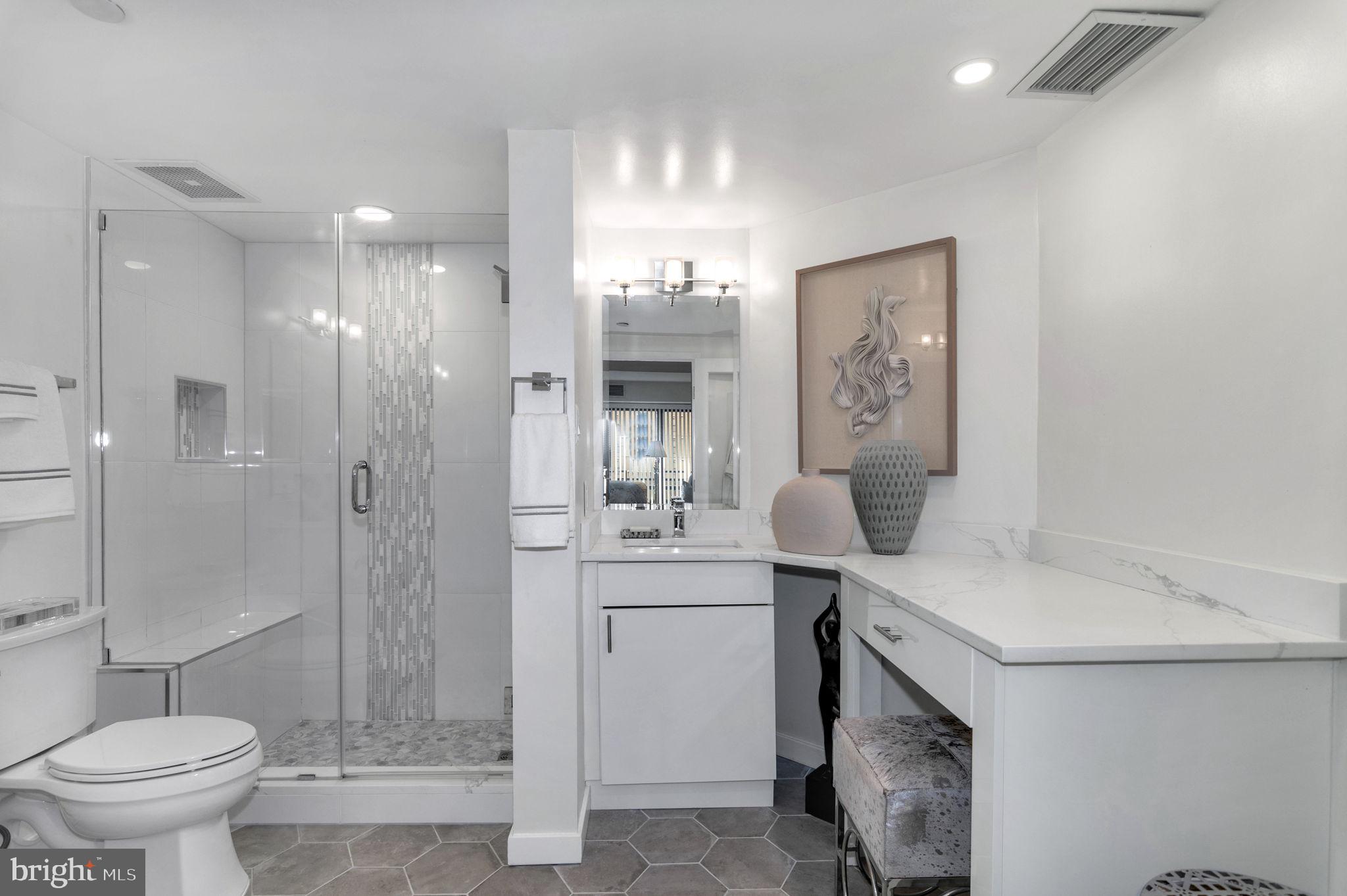 ATRIUM CONDO - Residential