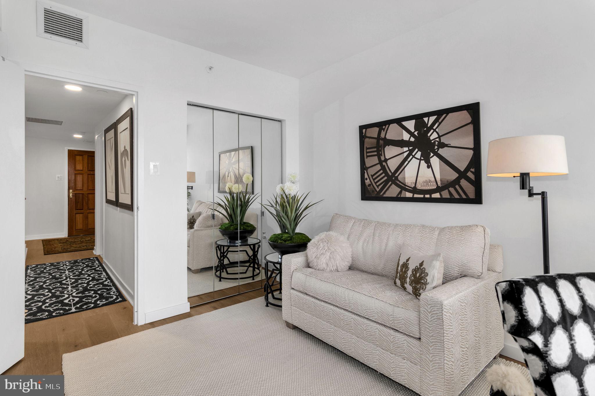 ATRIUM CONDO - Residential