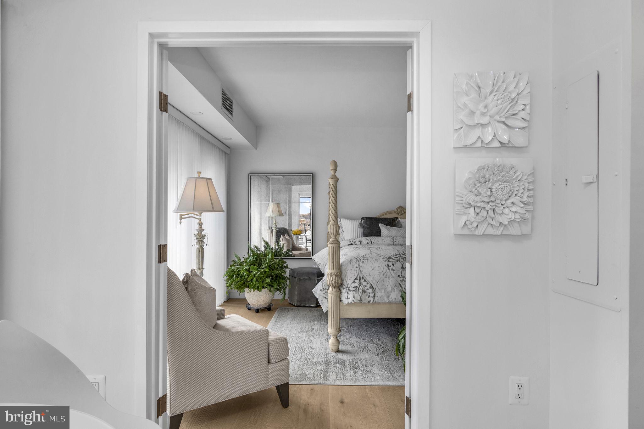 ATRIUM CONDO - Residential