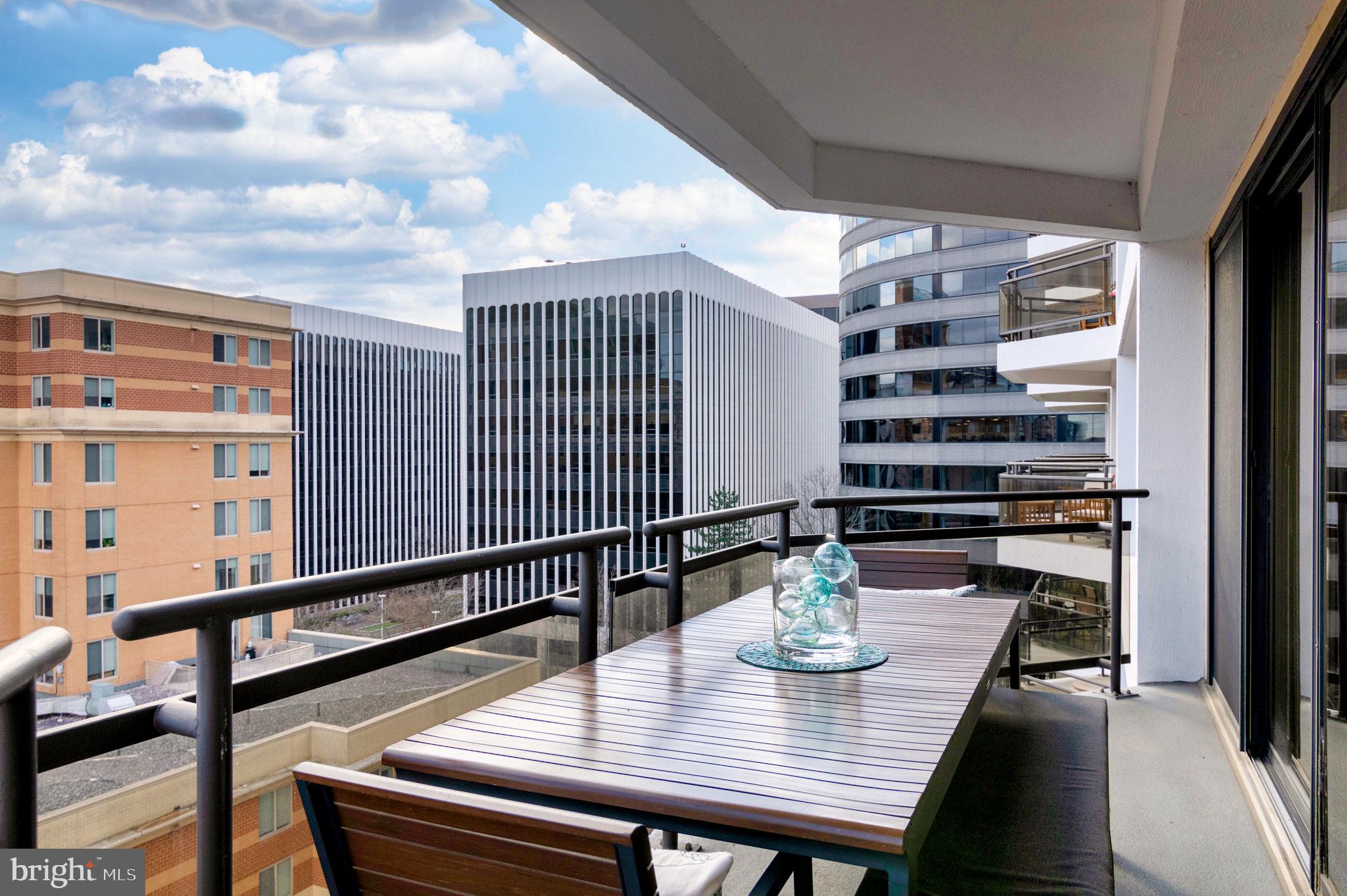 ATRIUM CONDO - Residential