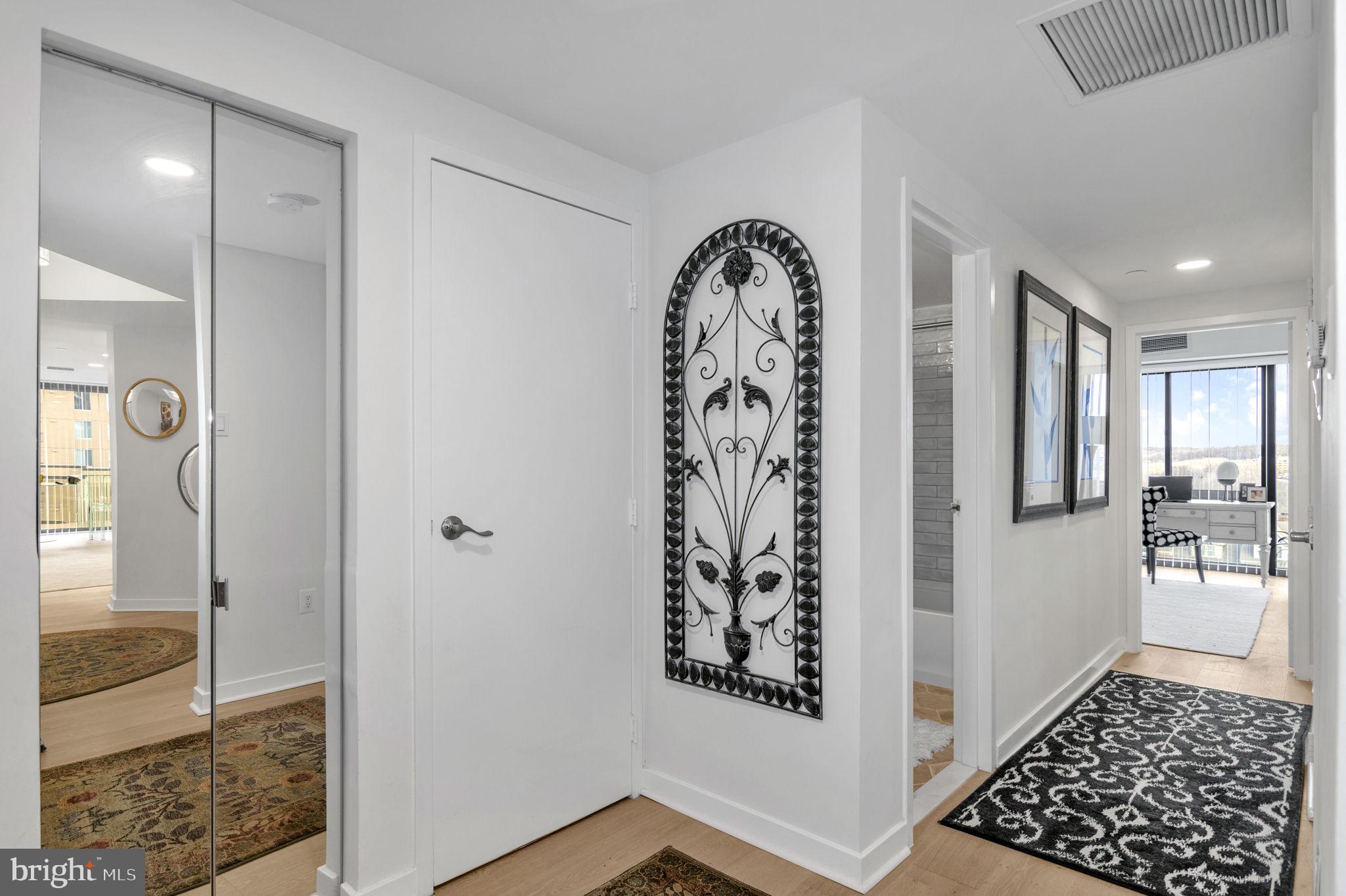 ATRIUM CONDO - Residential