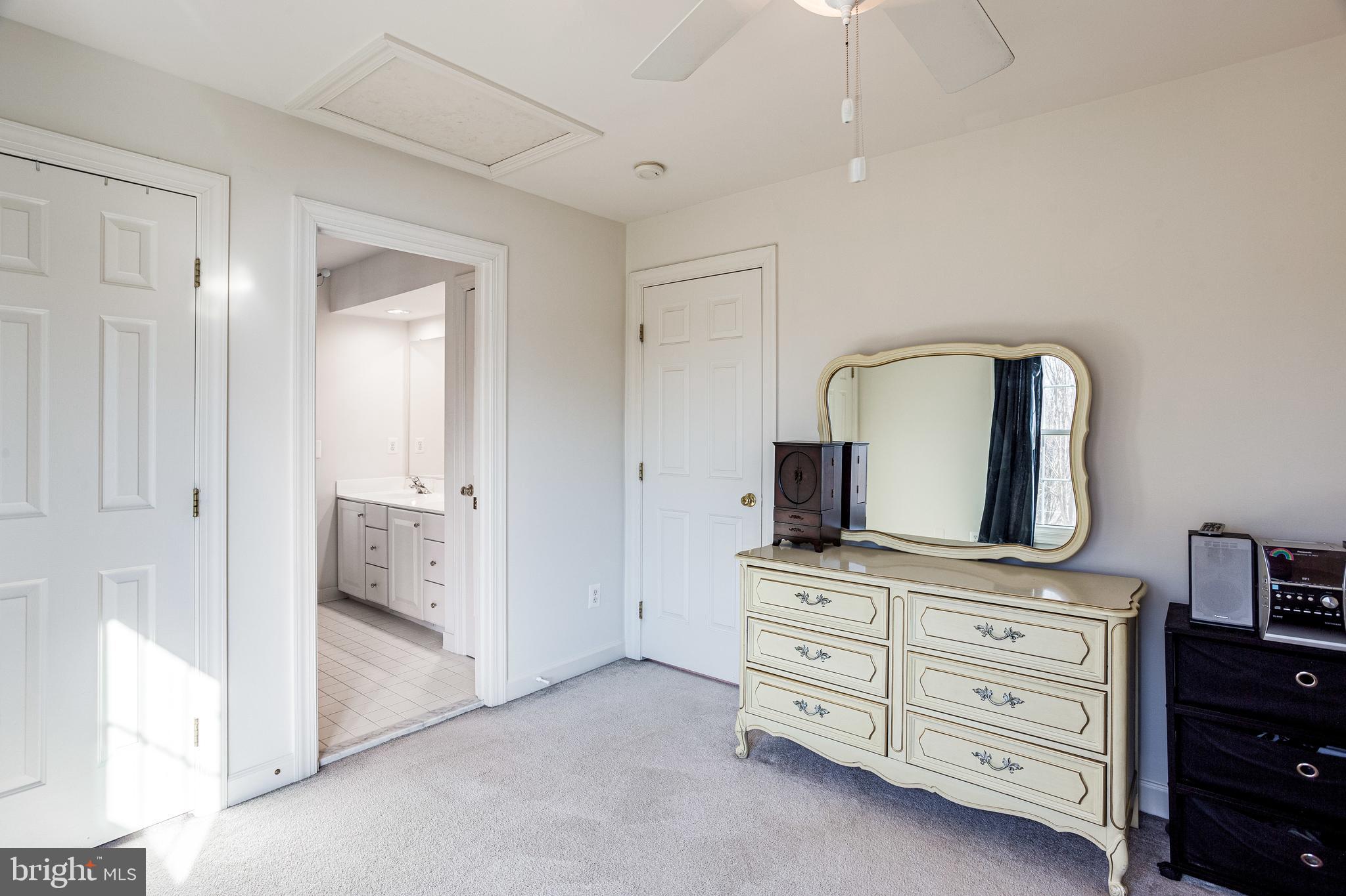 POTOMAC STATION - Residential