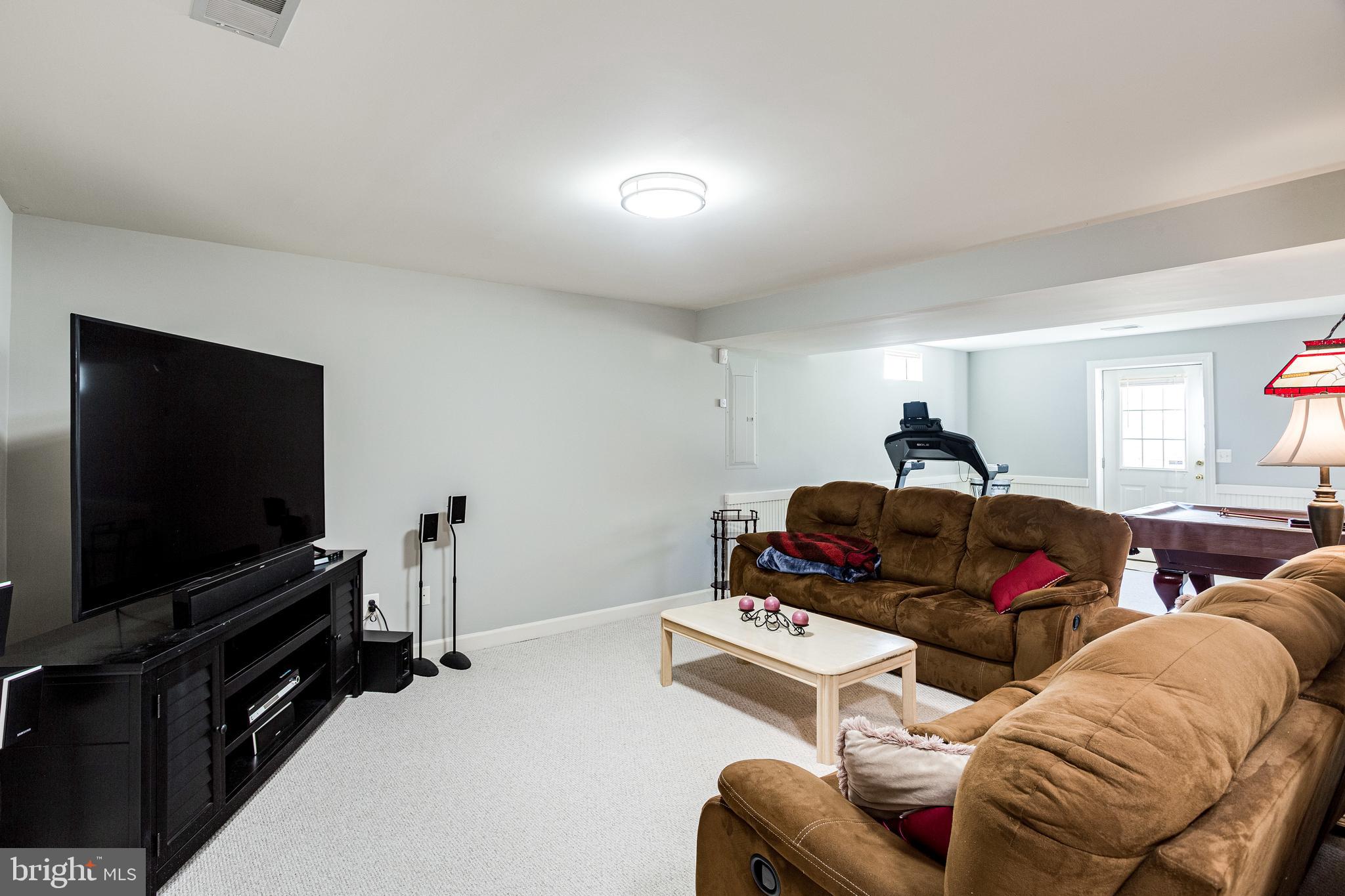 POTOMAC STATION - Residential