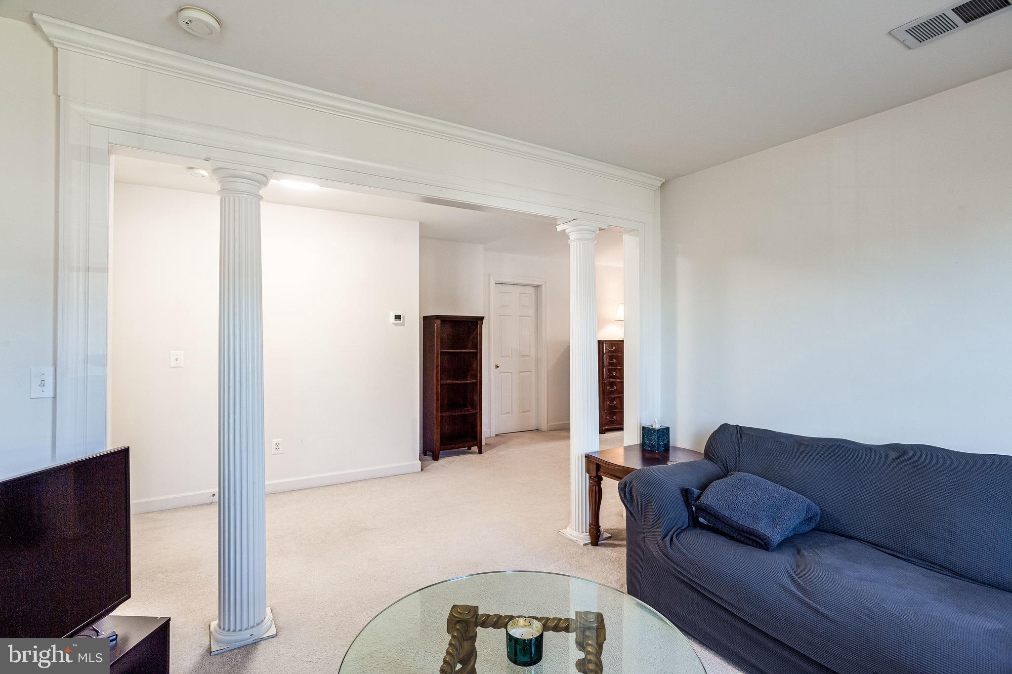 POTOMAC STATION - Residential