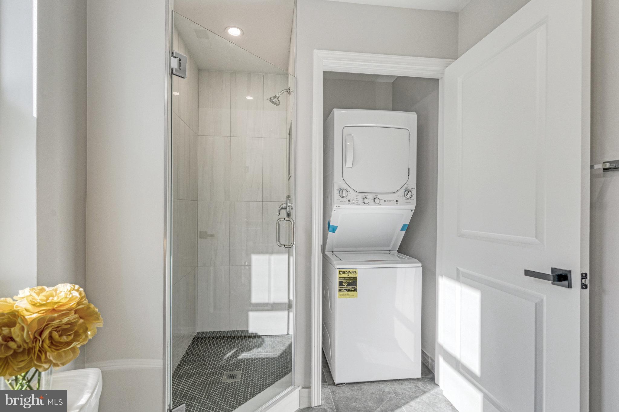 LORD FAIRFAX ESTATES - Residential Lease