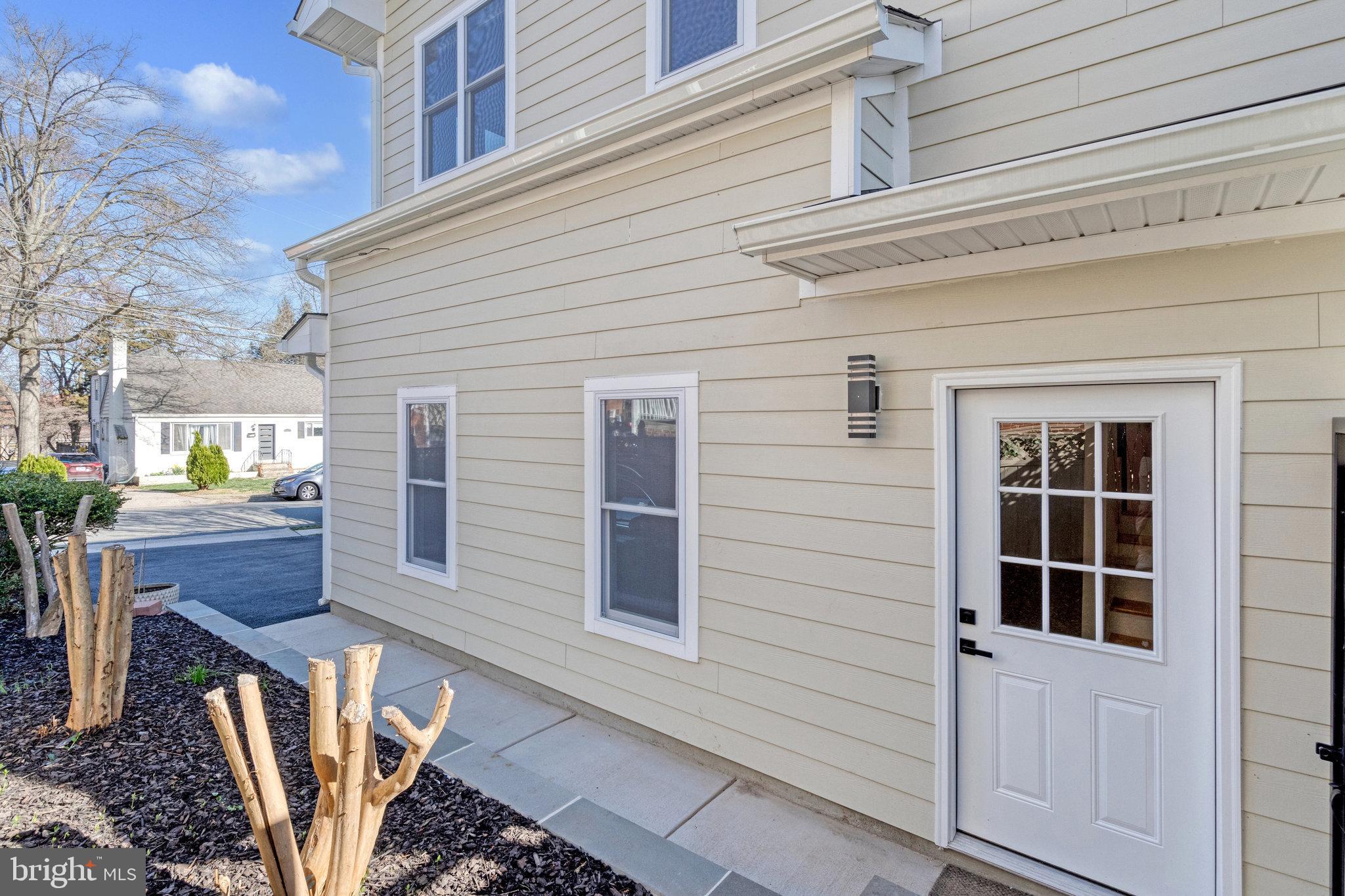 LORD FAIRFAX ESTATES - Residential Lease