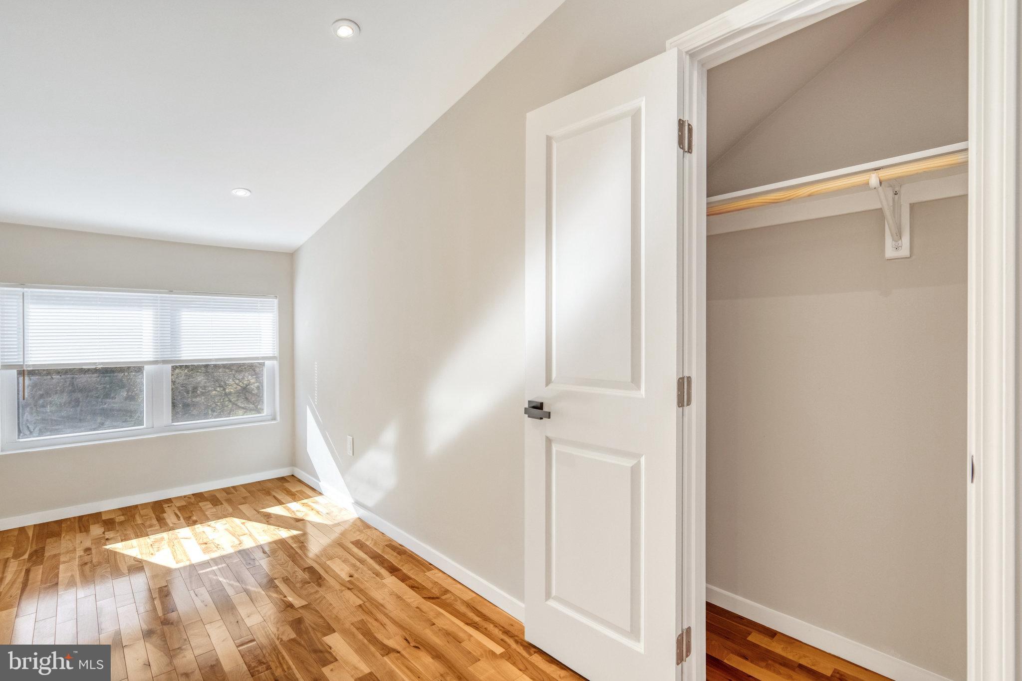 LORD FAIRFAX ESTATES - Residential Lease