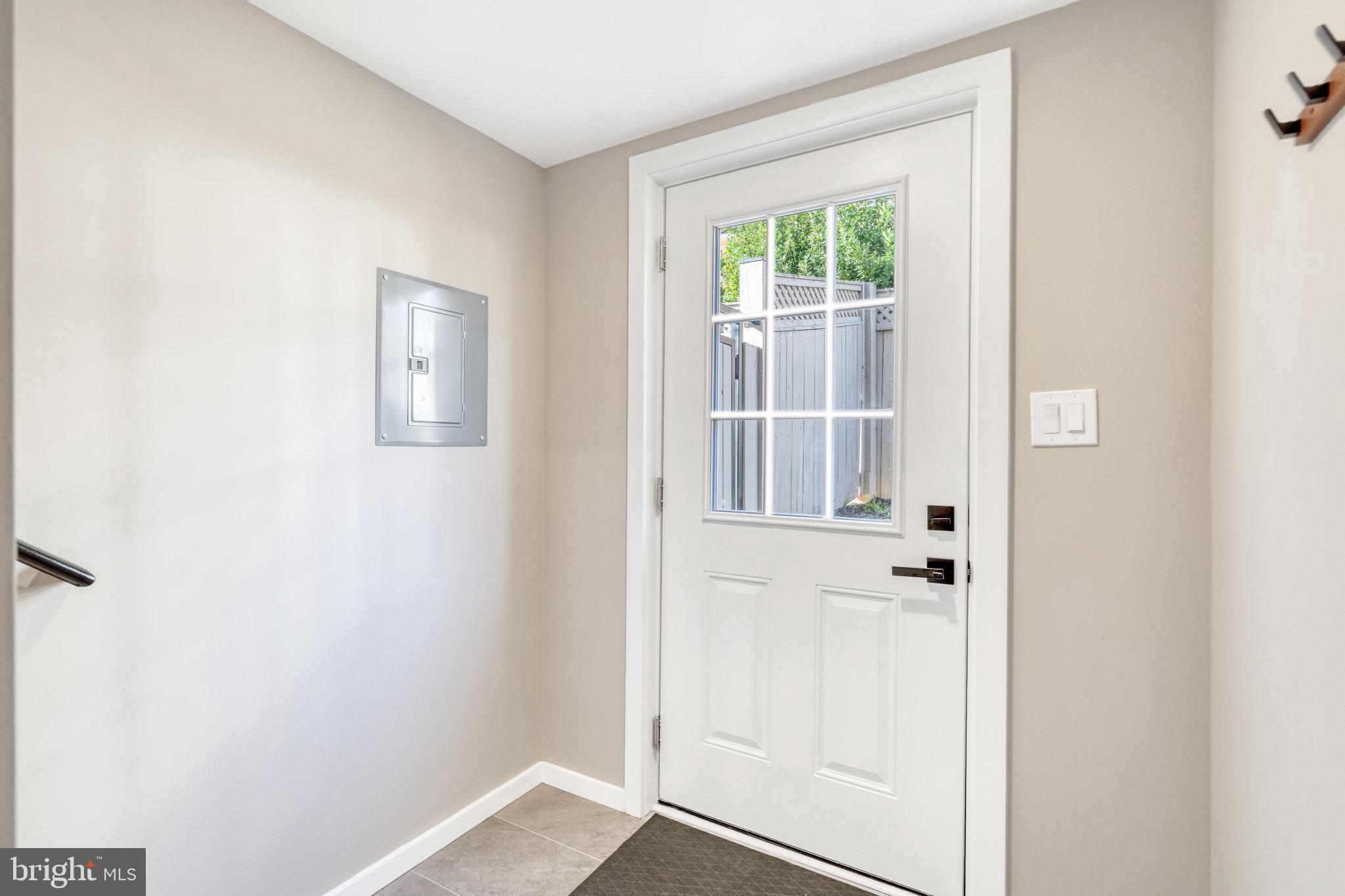 LORD FAIRFAX ESTATES - Residential Lease