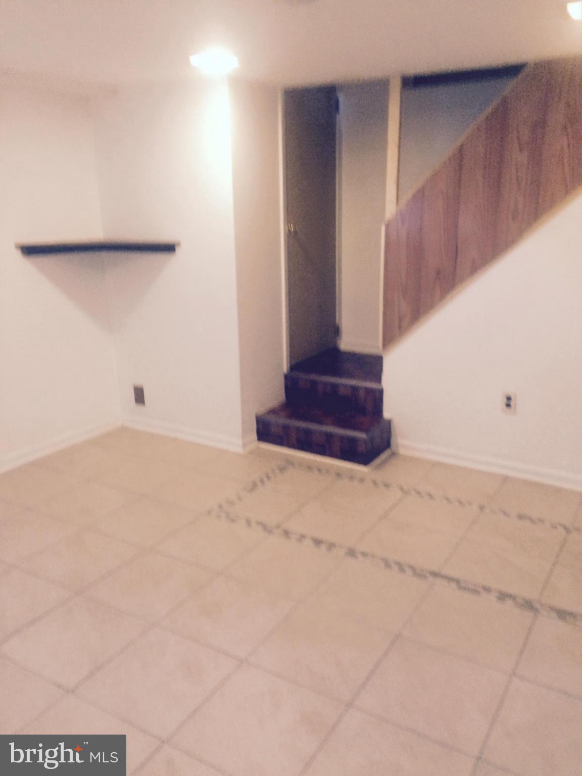 RIDGELEIGH - Residential Lease