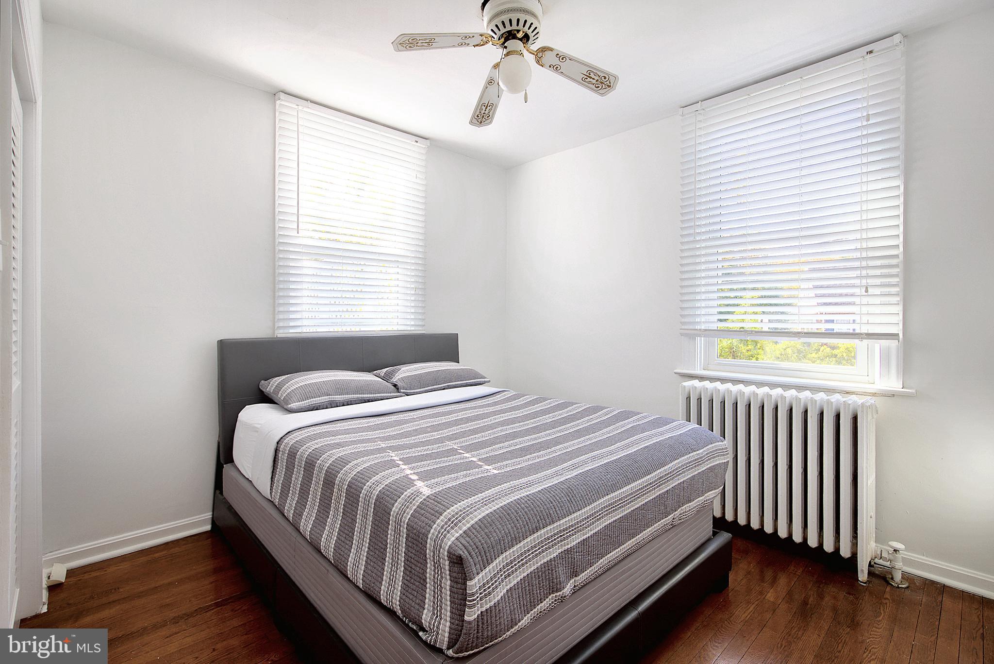 LYON VILLAGE - Residential