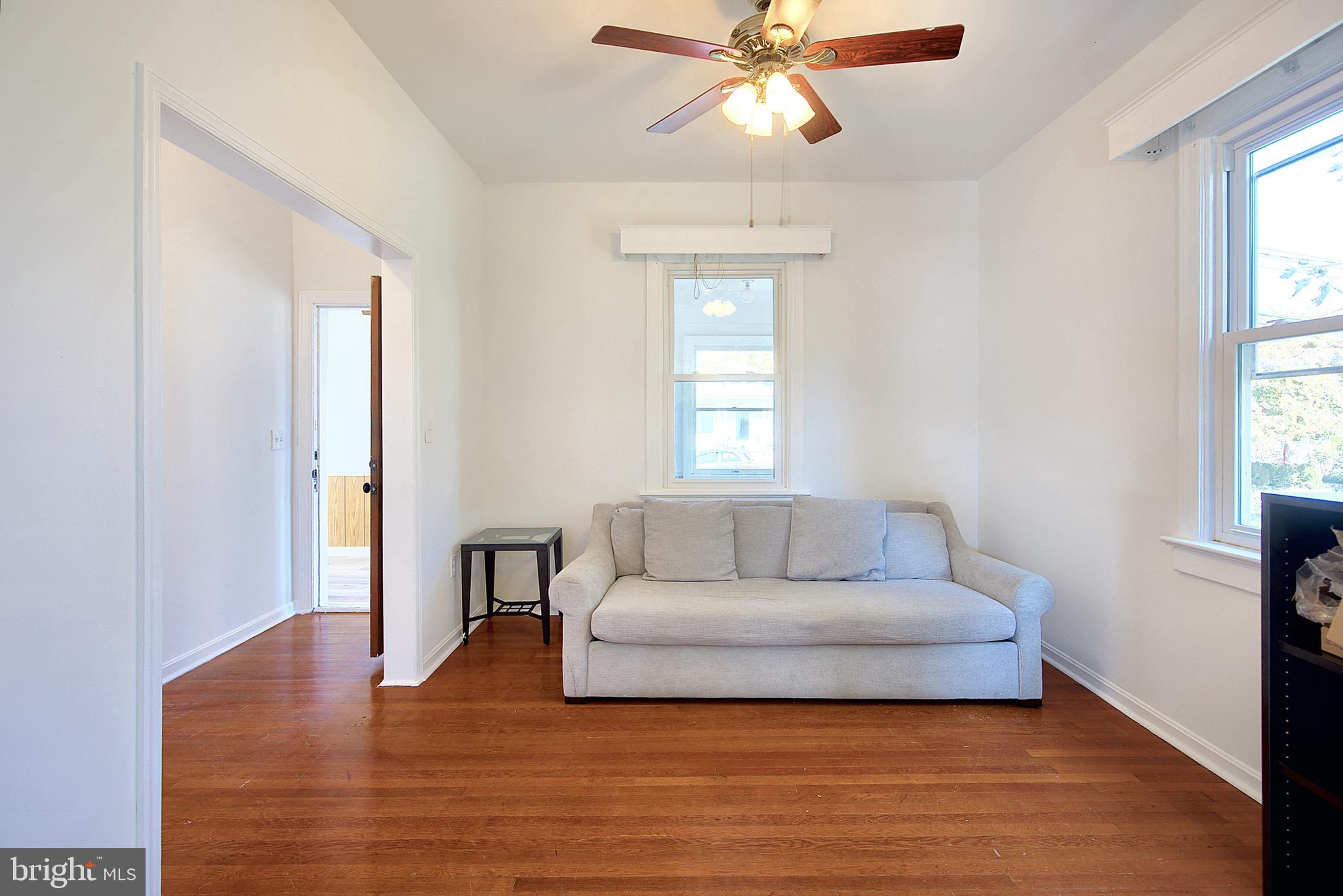 LYON VILLAGE - Residential