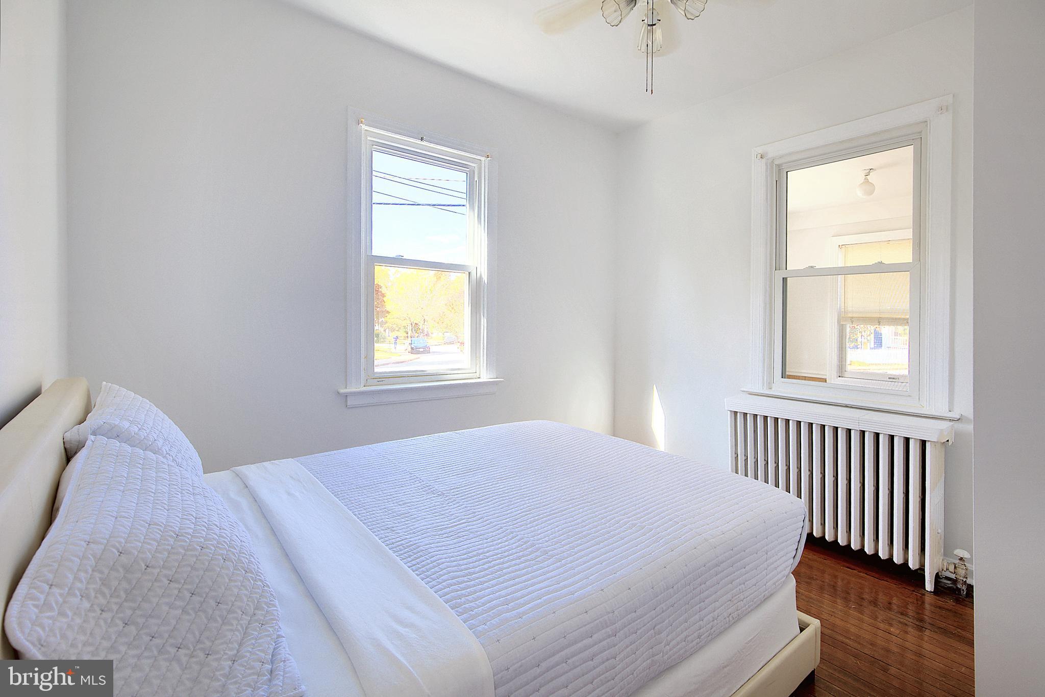 LYON VILLAGE - Residential