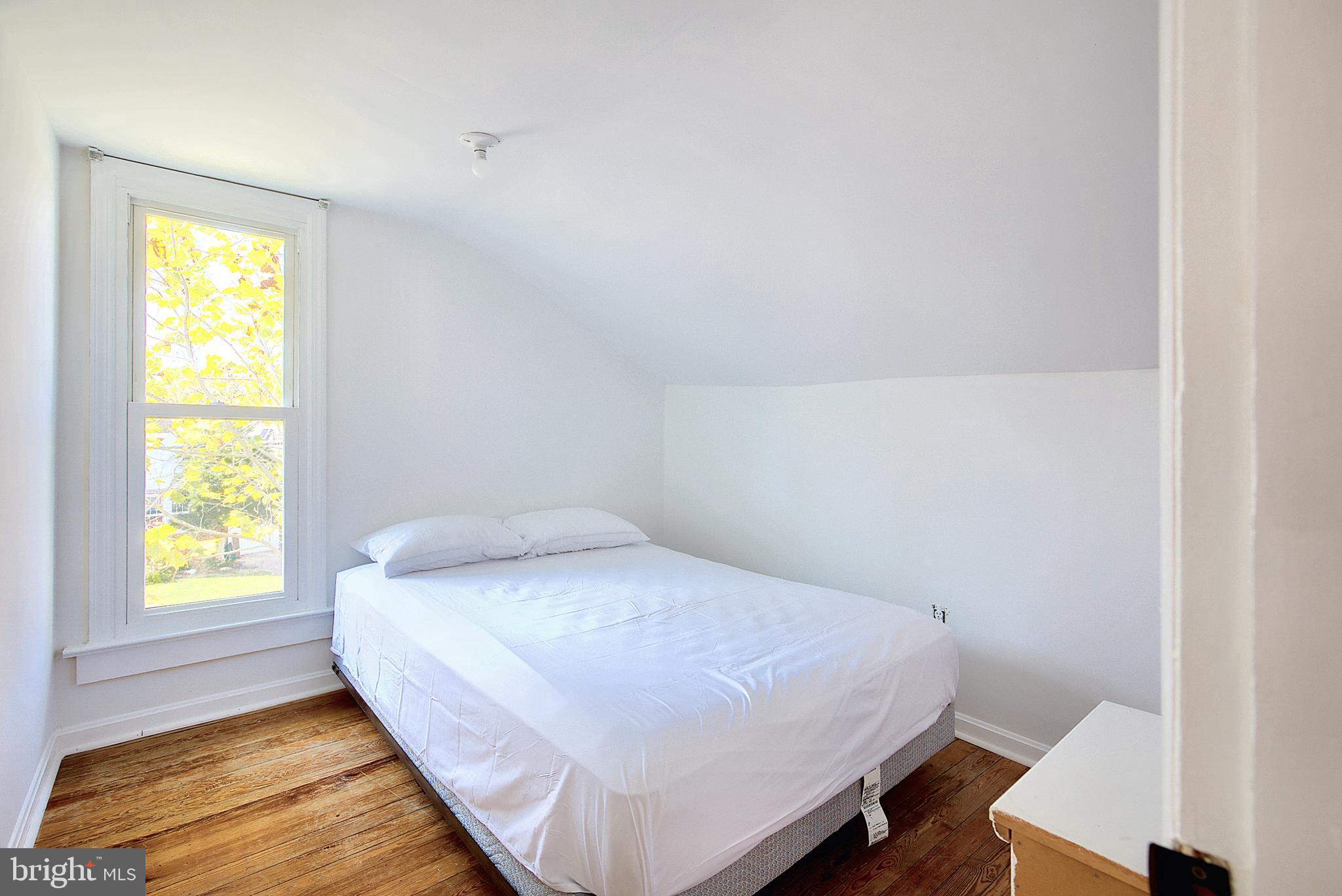 LYON VILLAGE - Residential